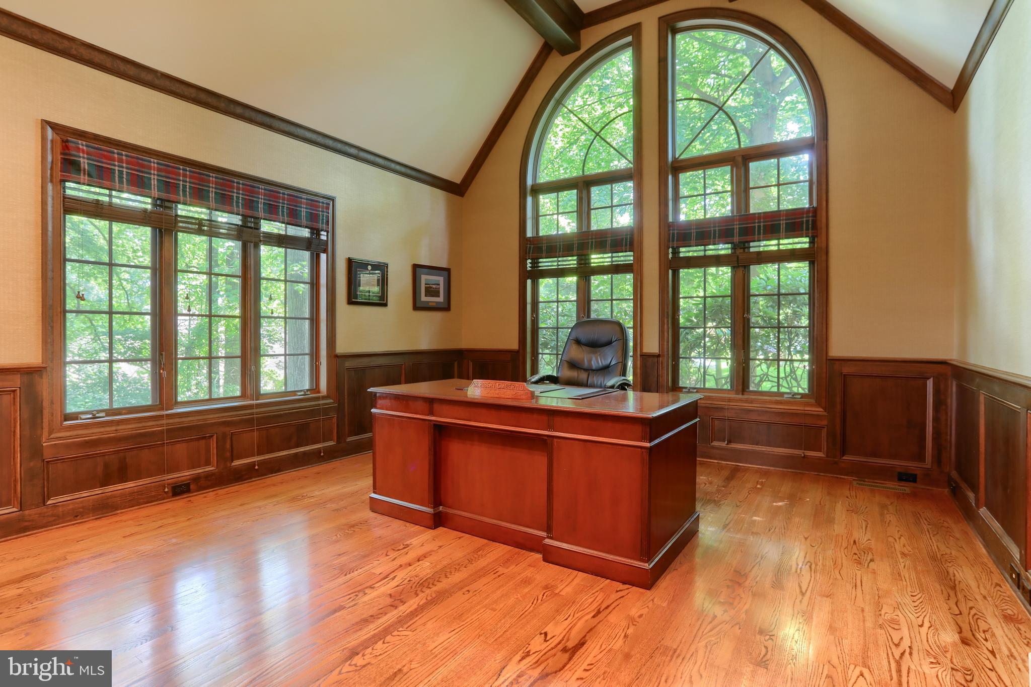 STONEY RUN - Residential