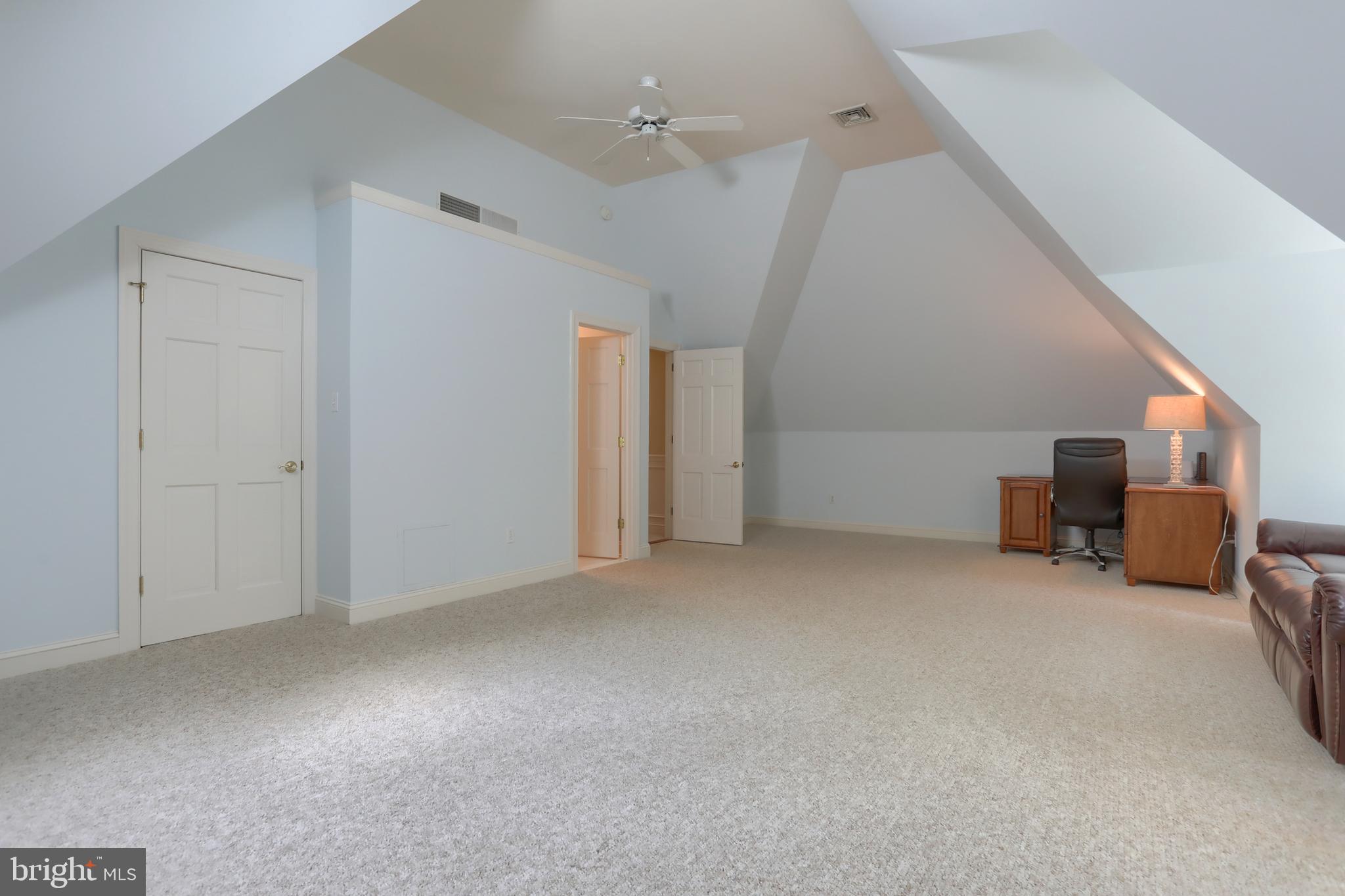 STONEY RUN - Residential