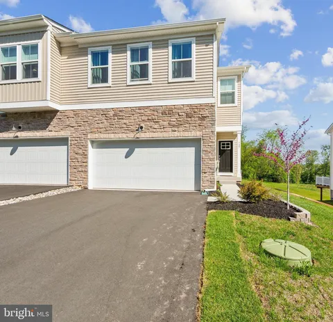 727 Hunsberger Road, Spring City, PA MLS: PACT2096766