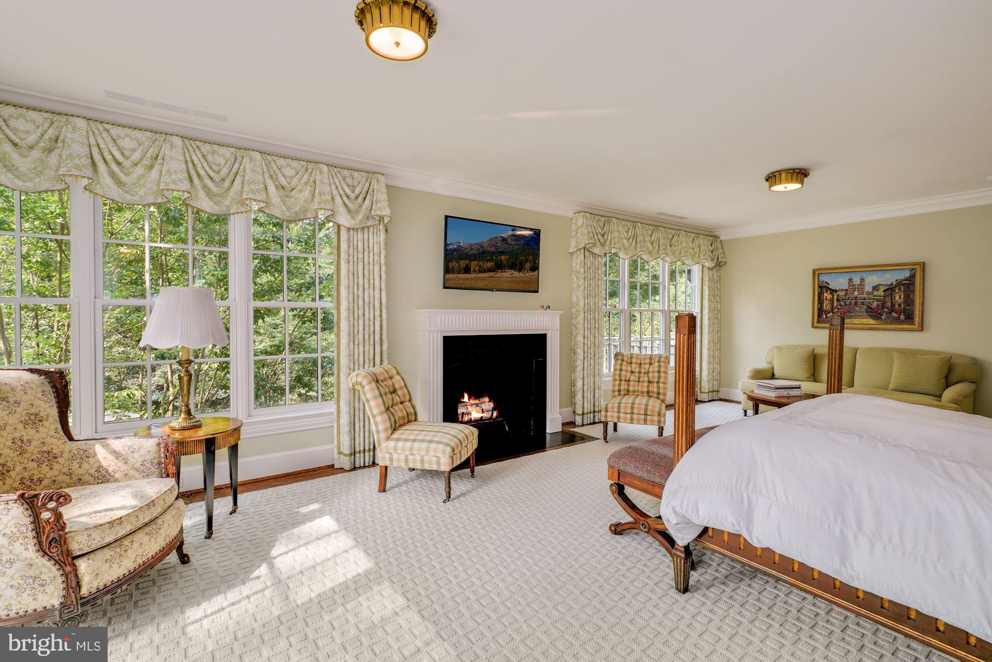 SPRING VALLEY - Residential