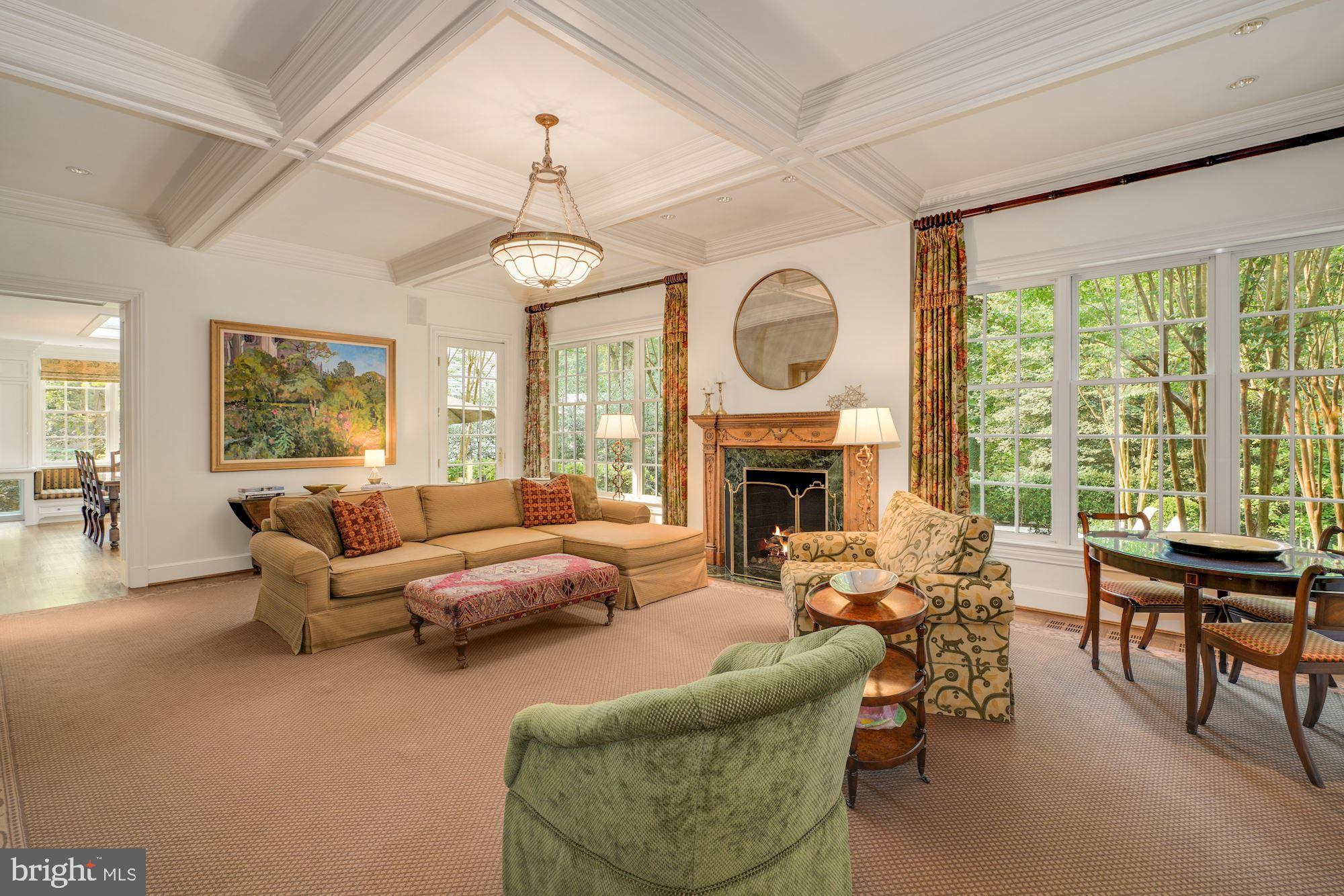SPRING VALLEY - Residential