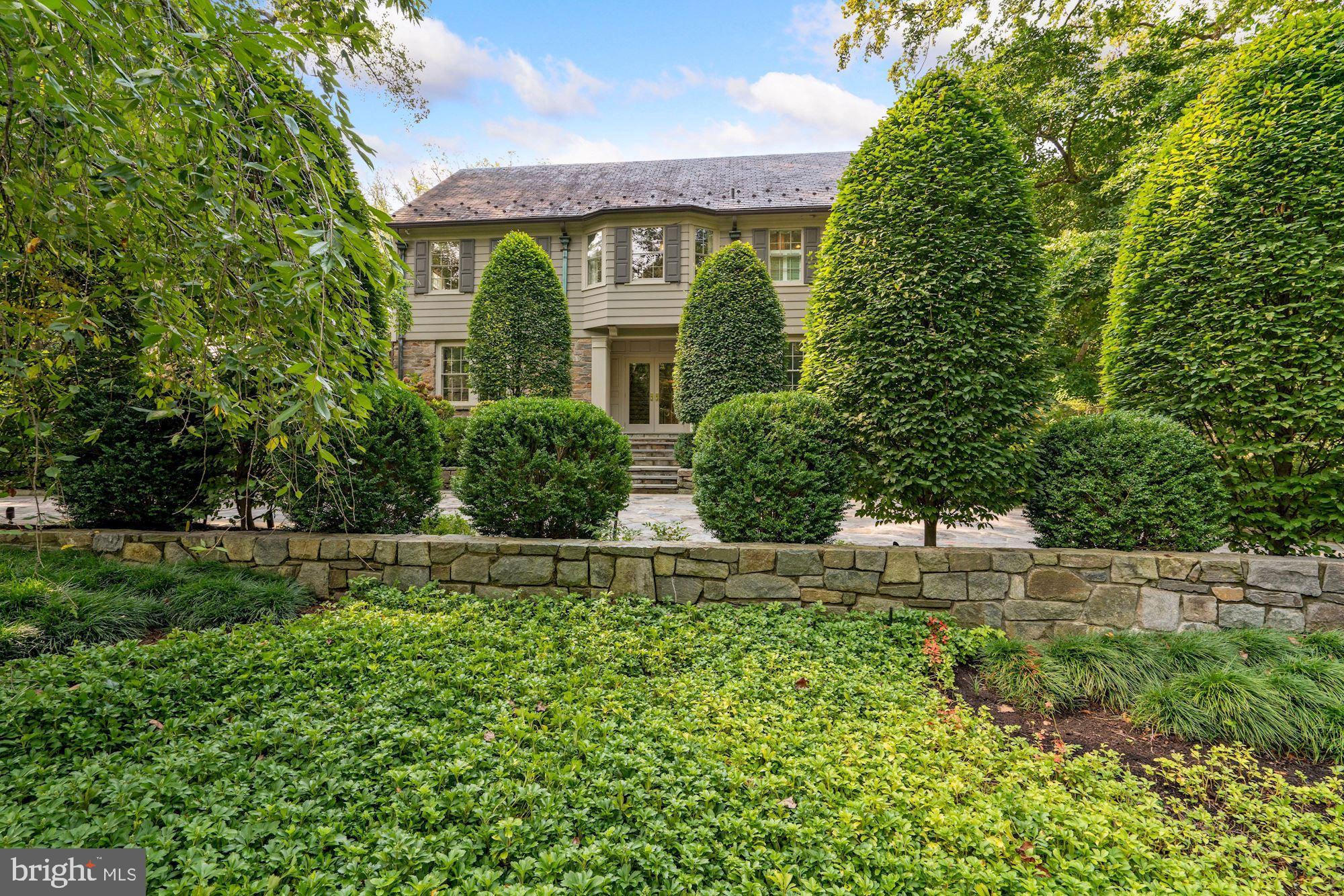 SPRING VALLEY - Residential