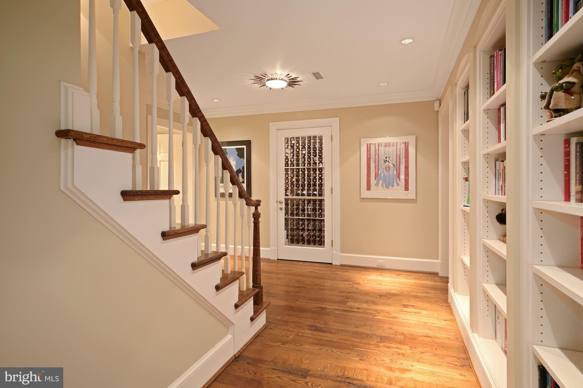 SPRING VALLEY - Residential