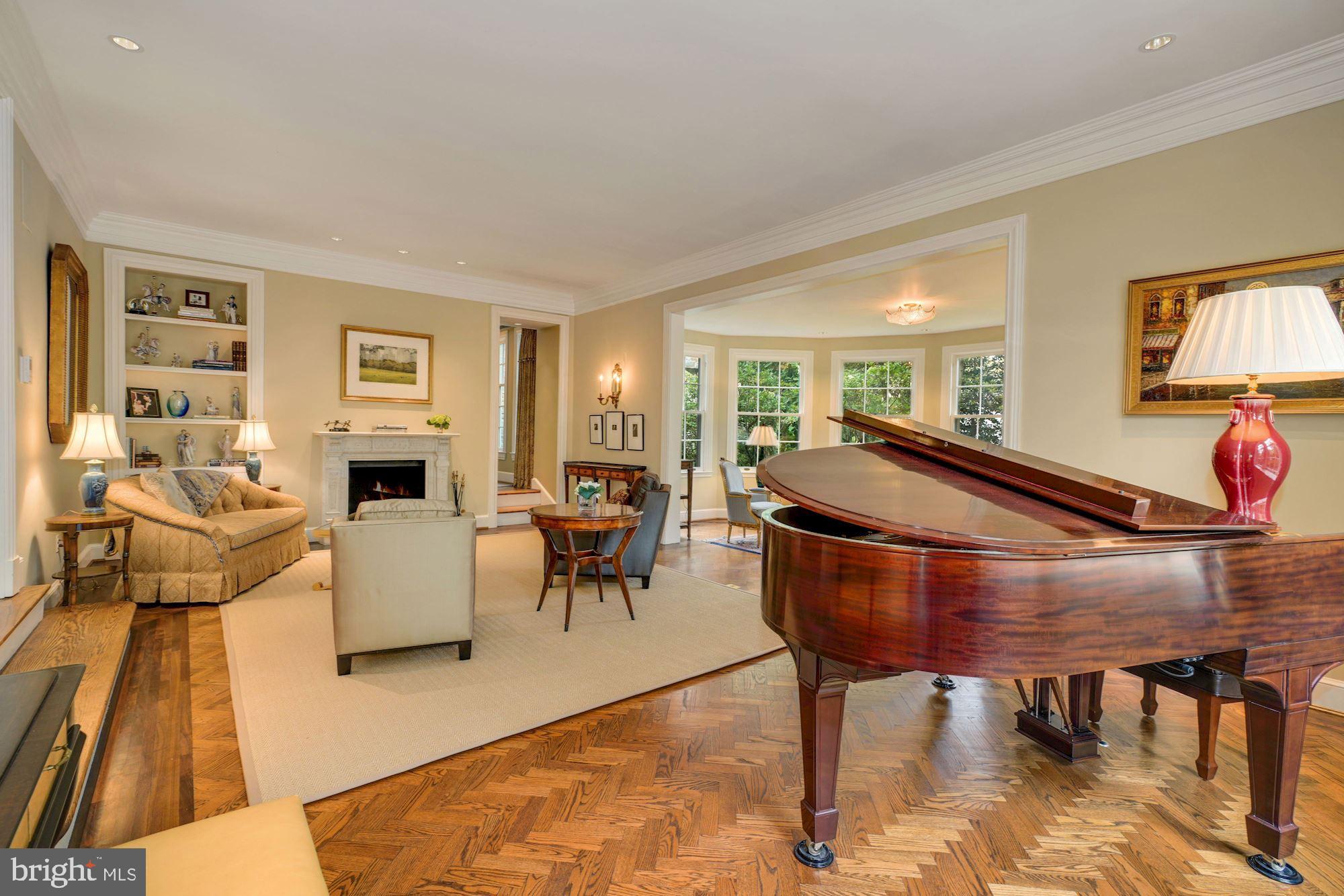 SPRING VALLEY - Residential