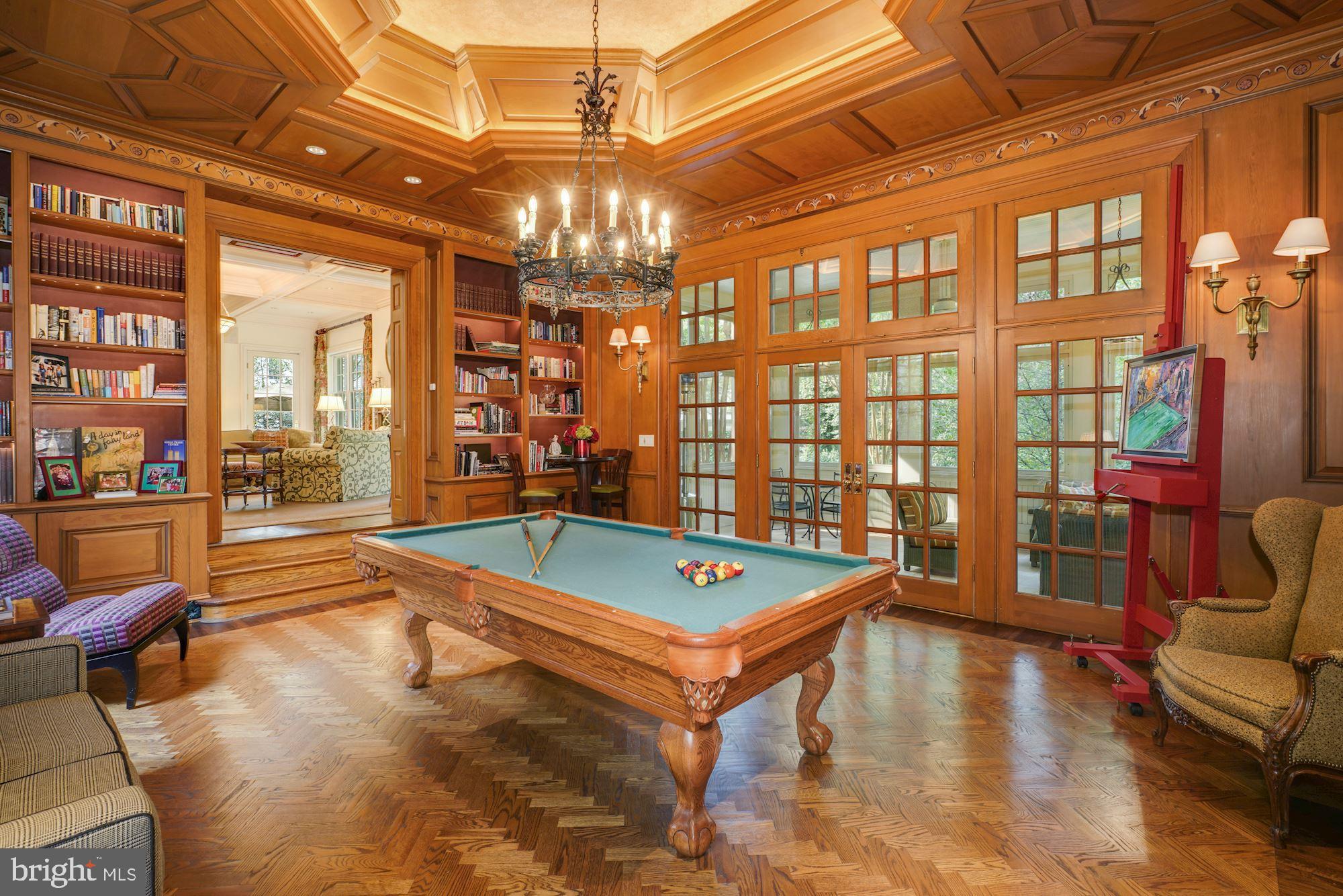 SPRING VALLEY - Residential