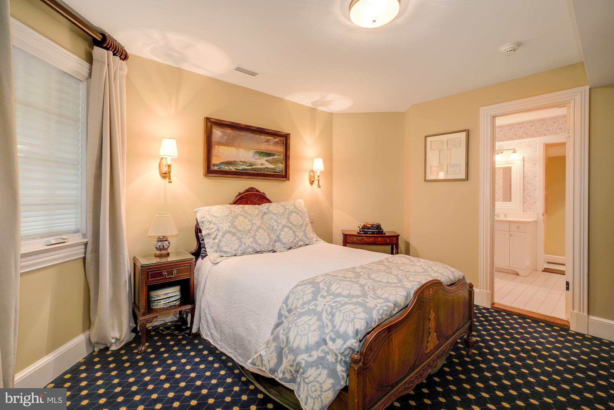 SPRING VALLEY - Residential