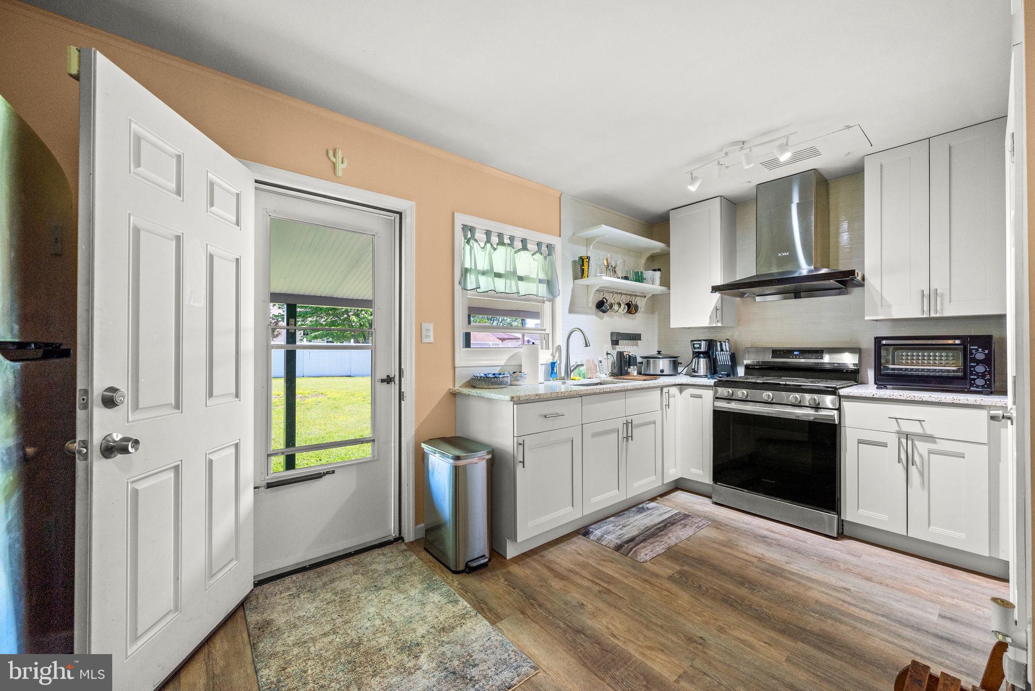 248 N OXFORD VALLEY ROAD