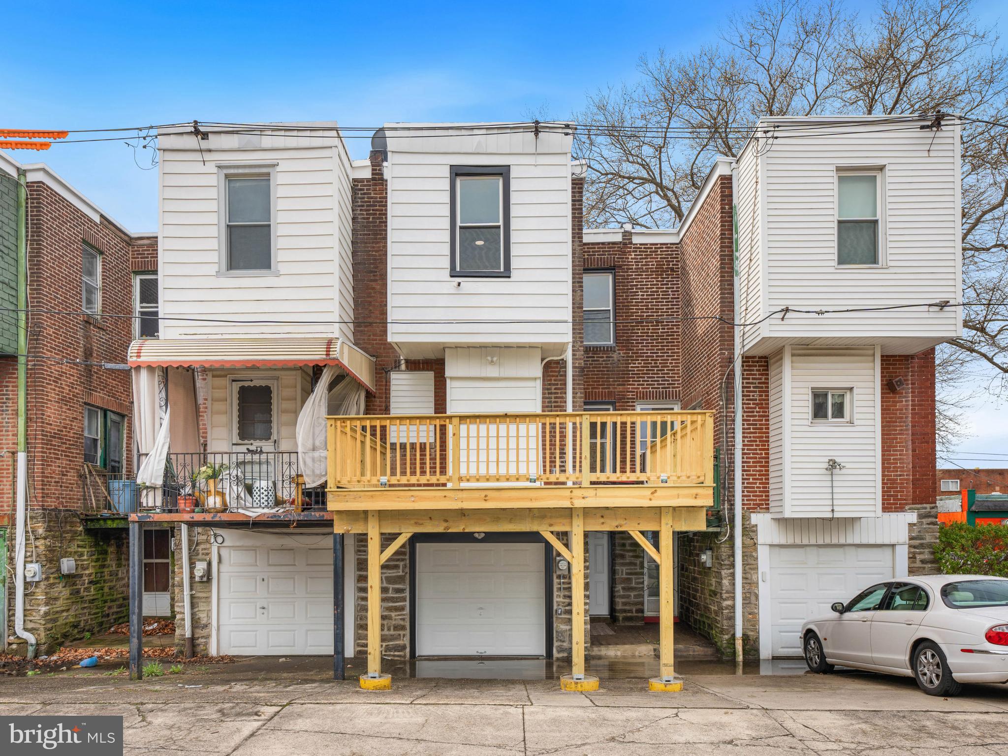 WEST OAK LANE - Residential