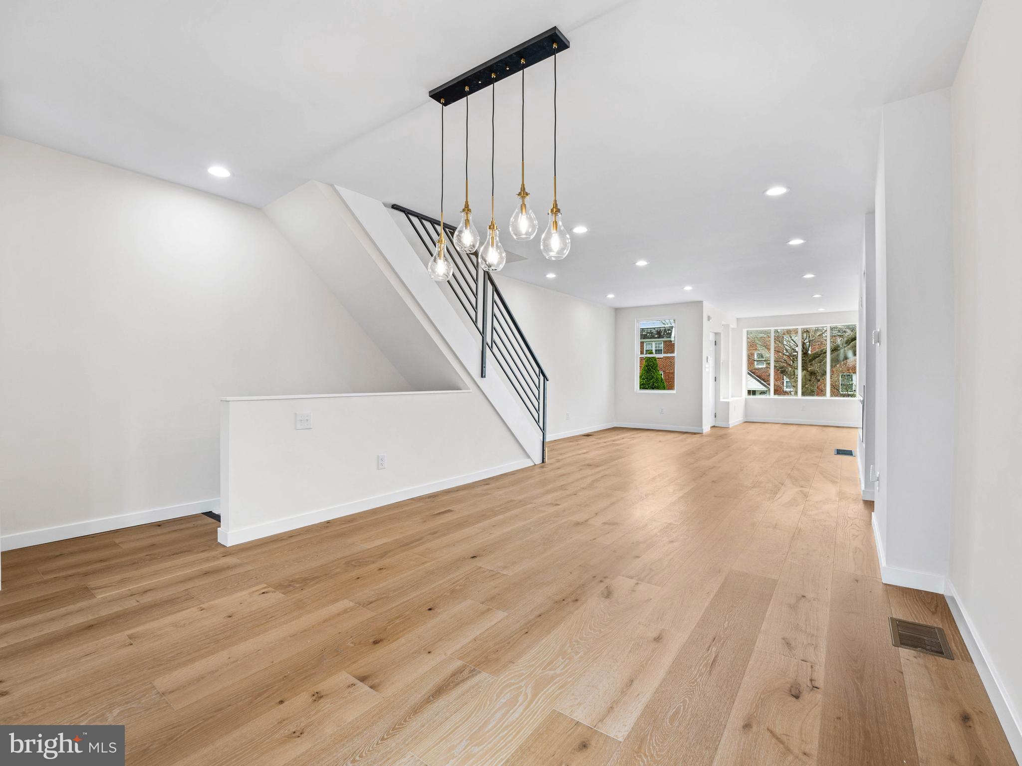 WEST OAK LANE - Residential