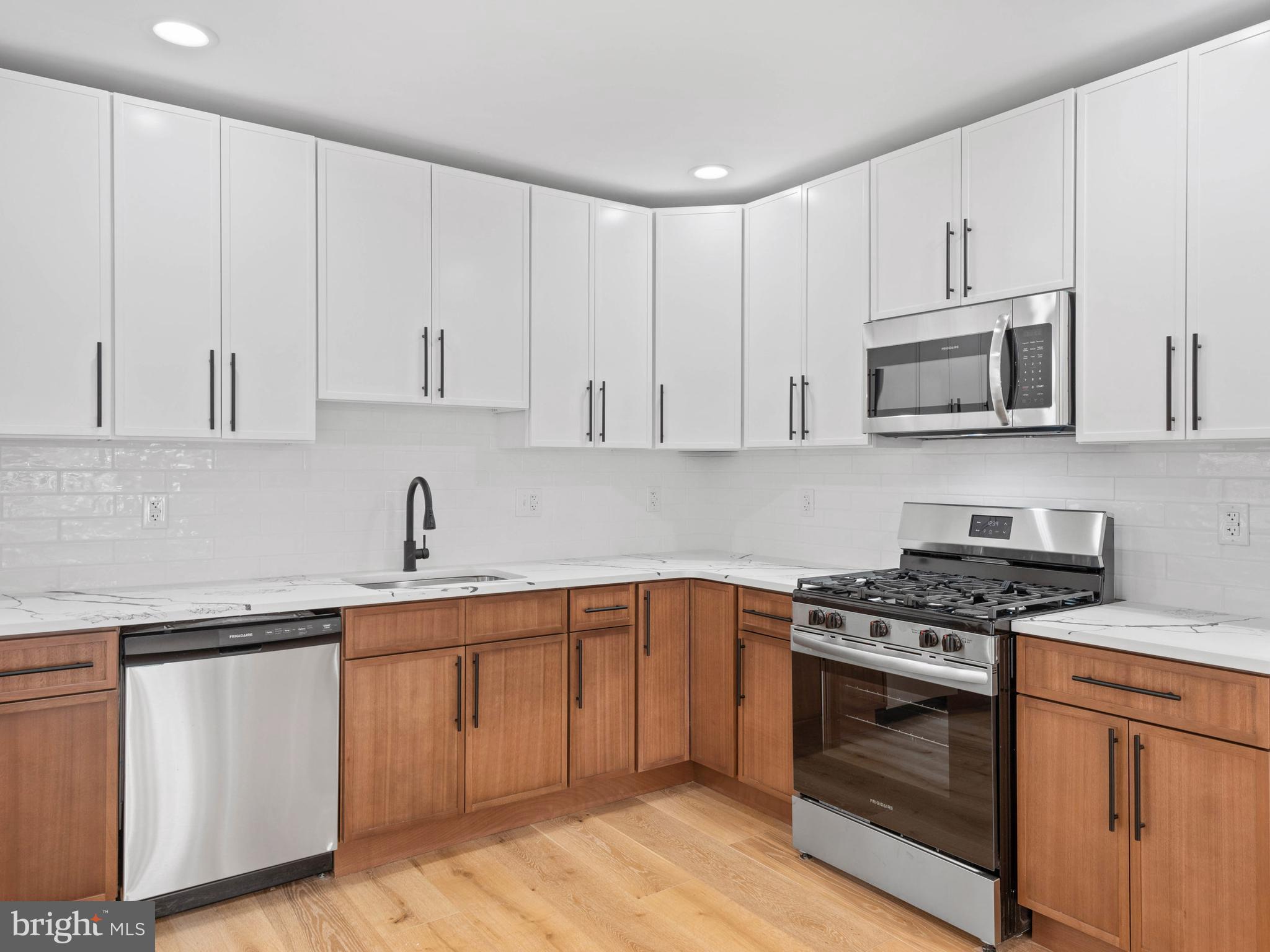 WEST OAK LANE - Residential