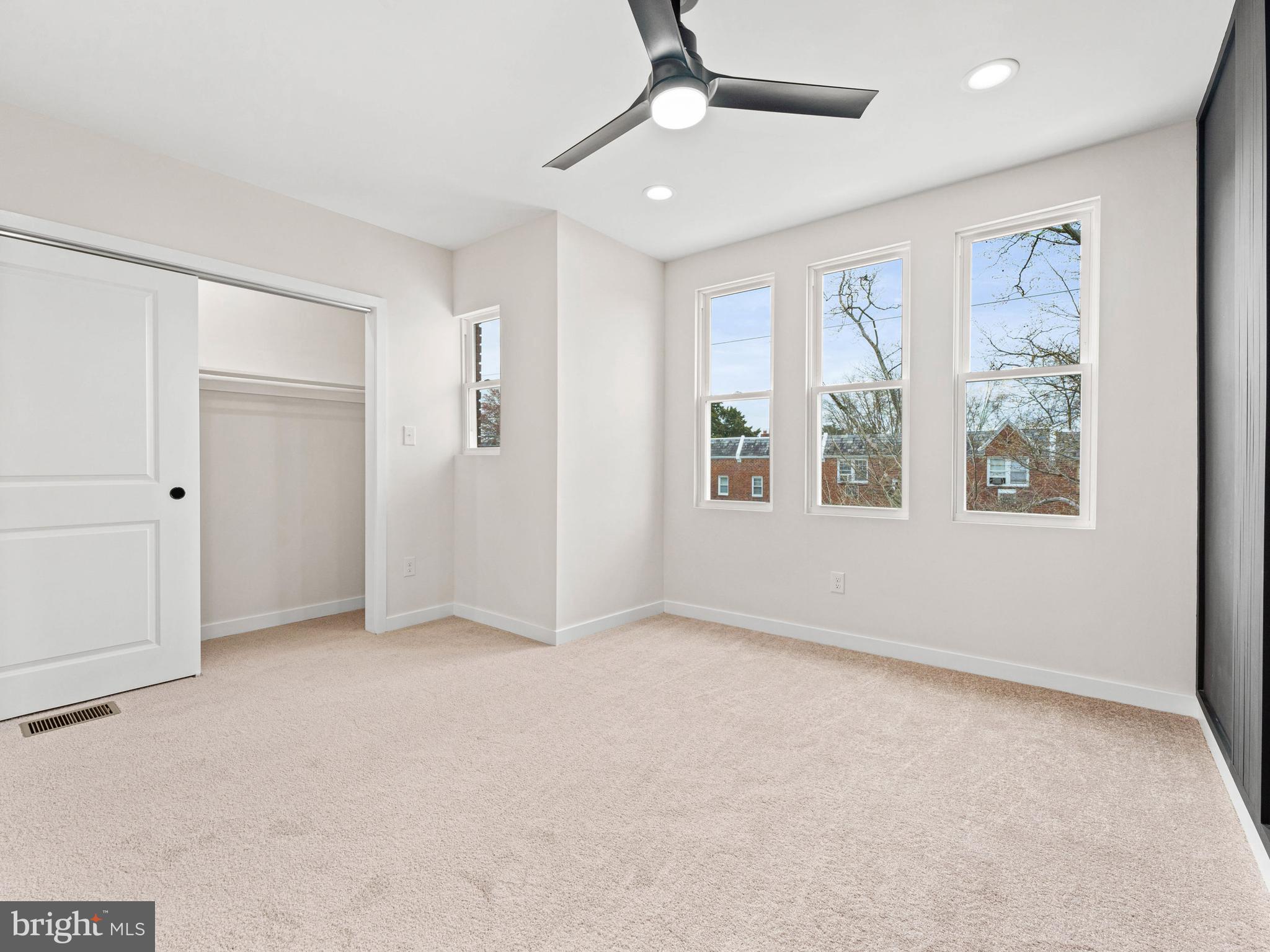 WEST OAK LANE - Residential