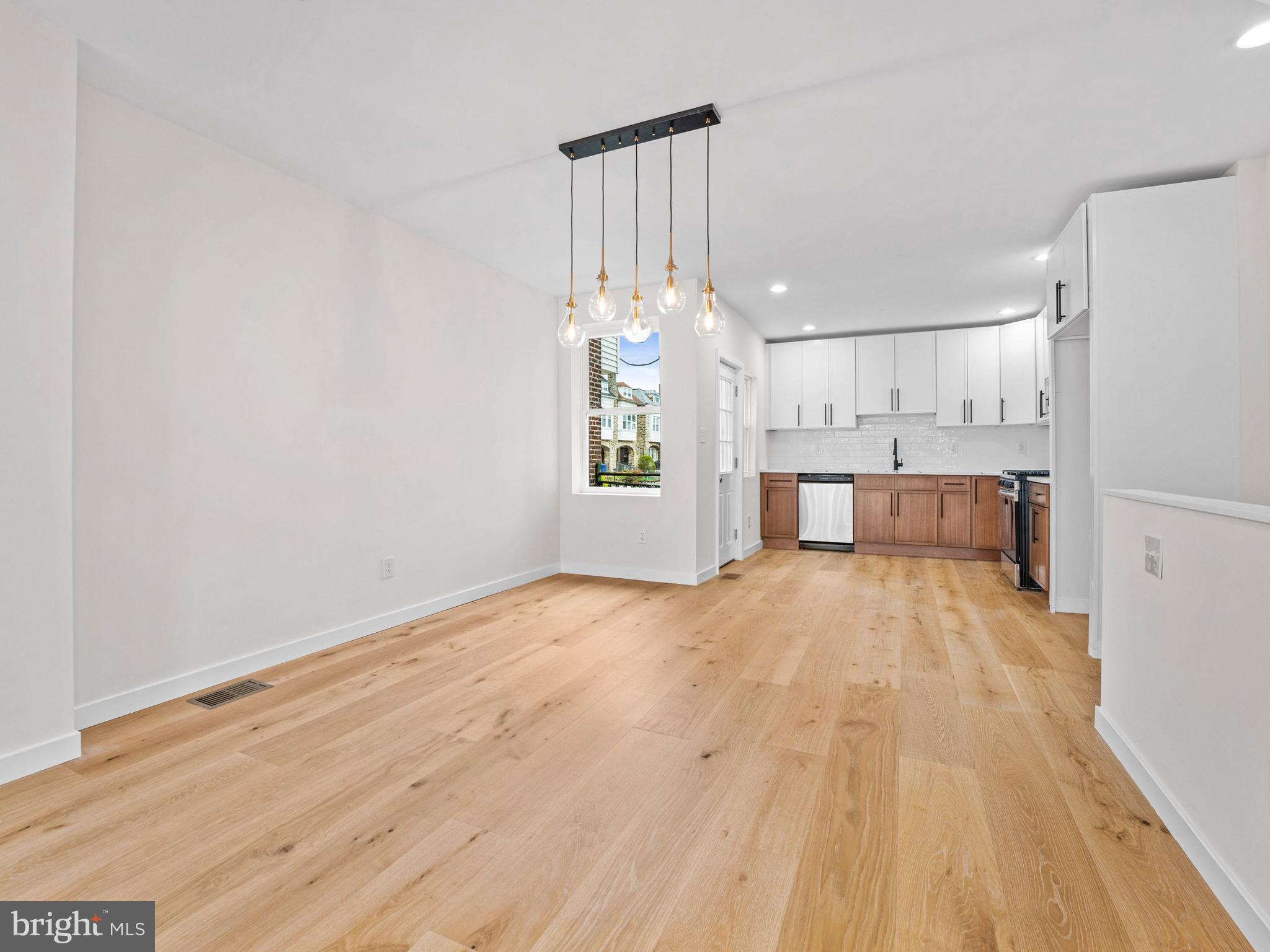 WEST OAK LANE - Residential