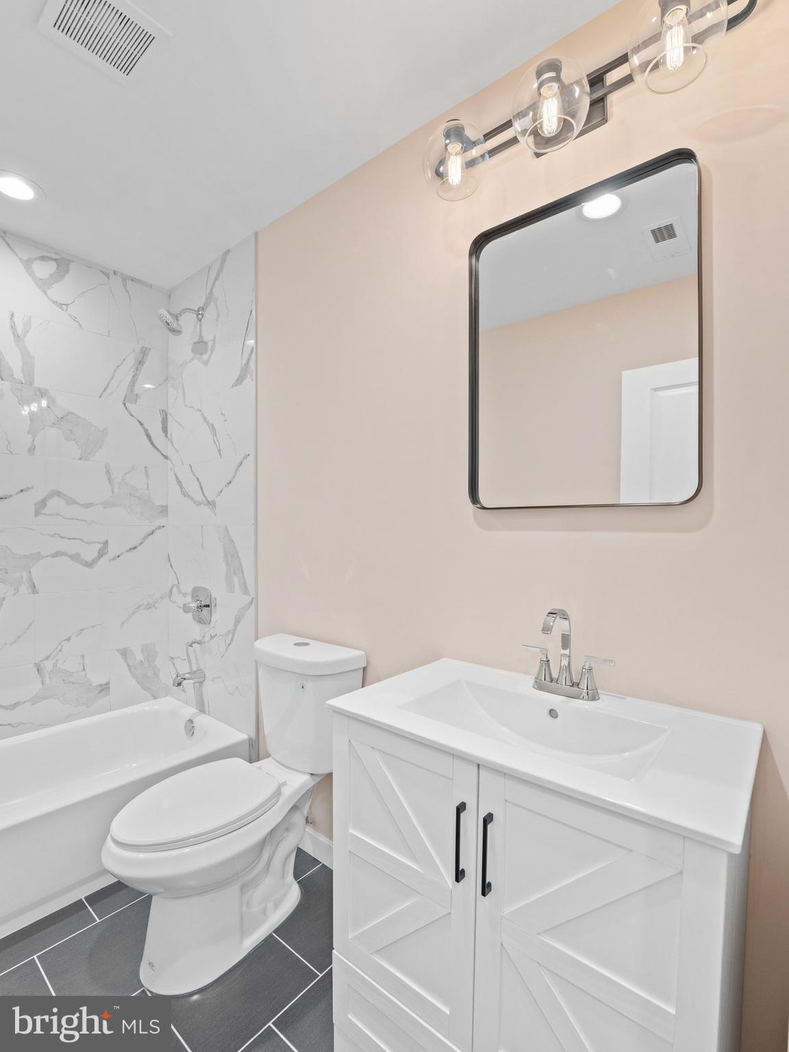 WEST OAK LANE - Residential