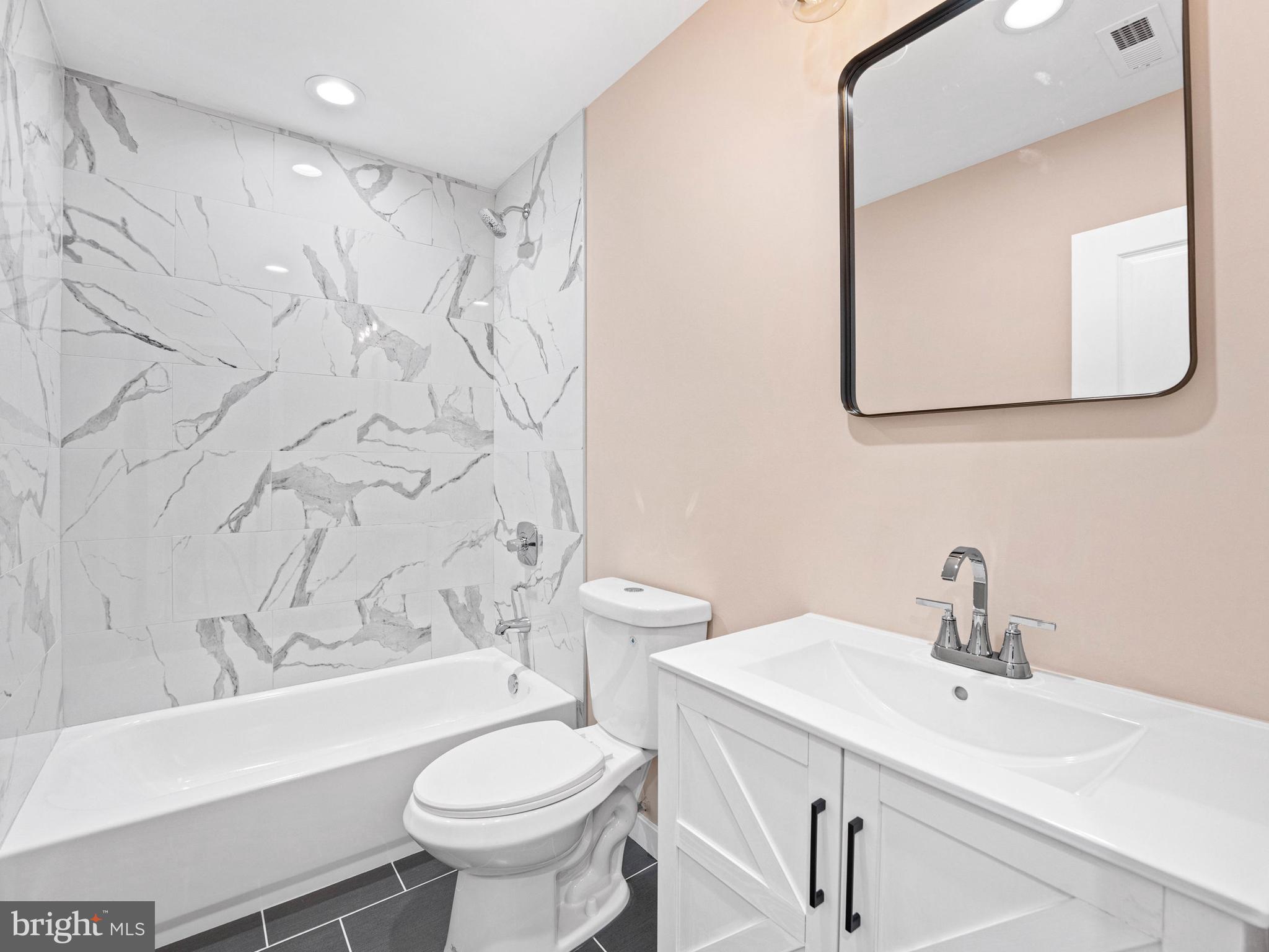 WEST OAK LANE - Residential