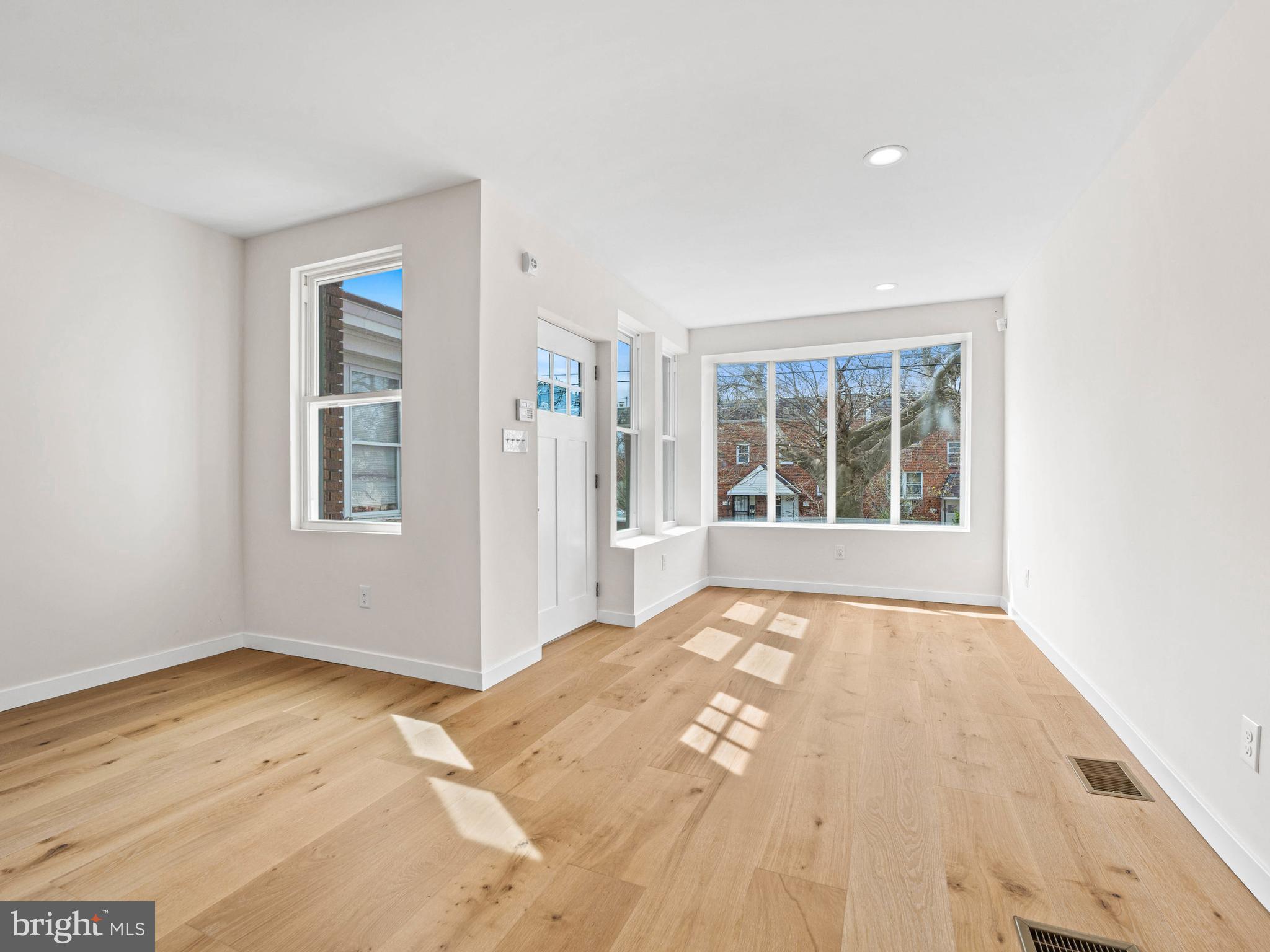 WEST OAK LANE - Residential