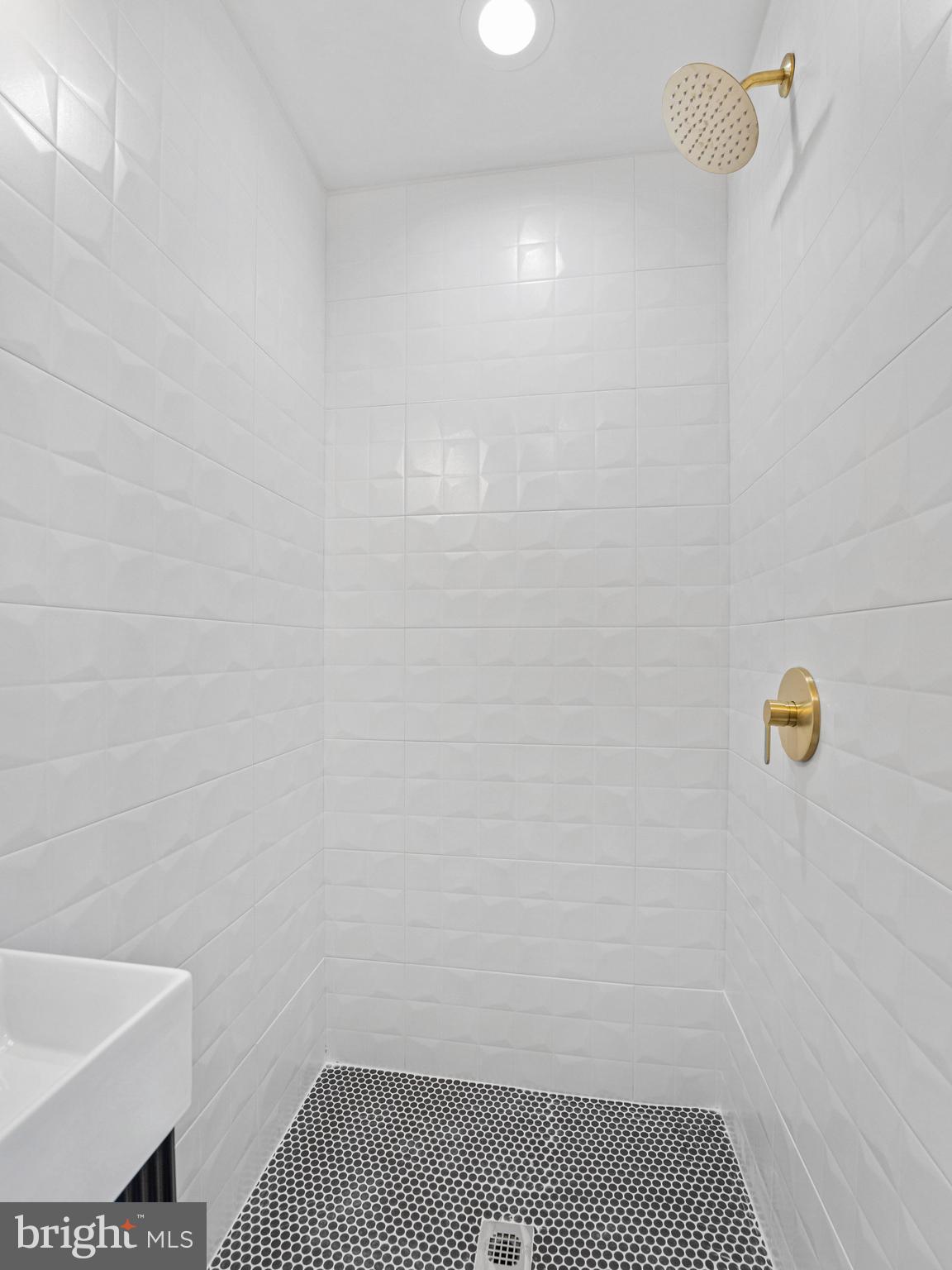 WEST OAK LANE - Residential