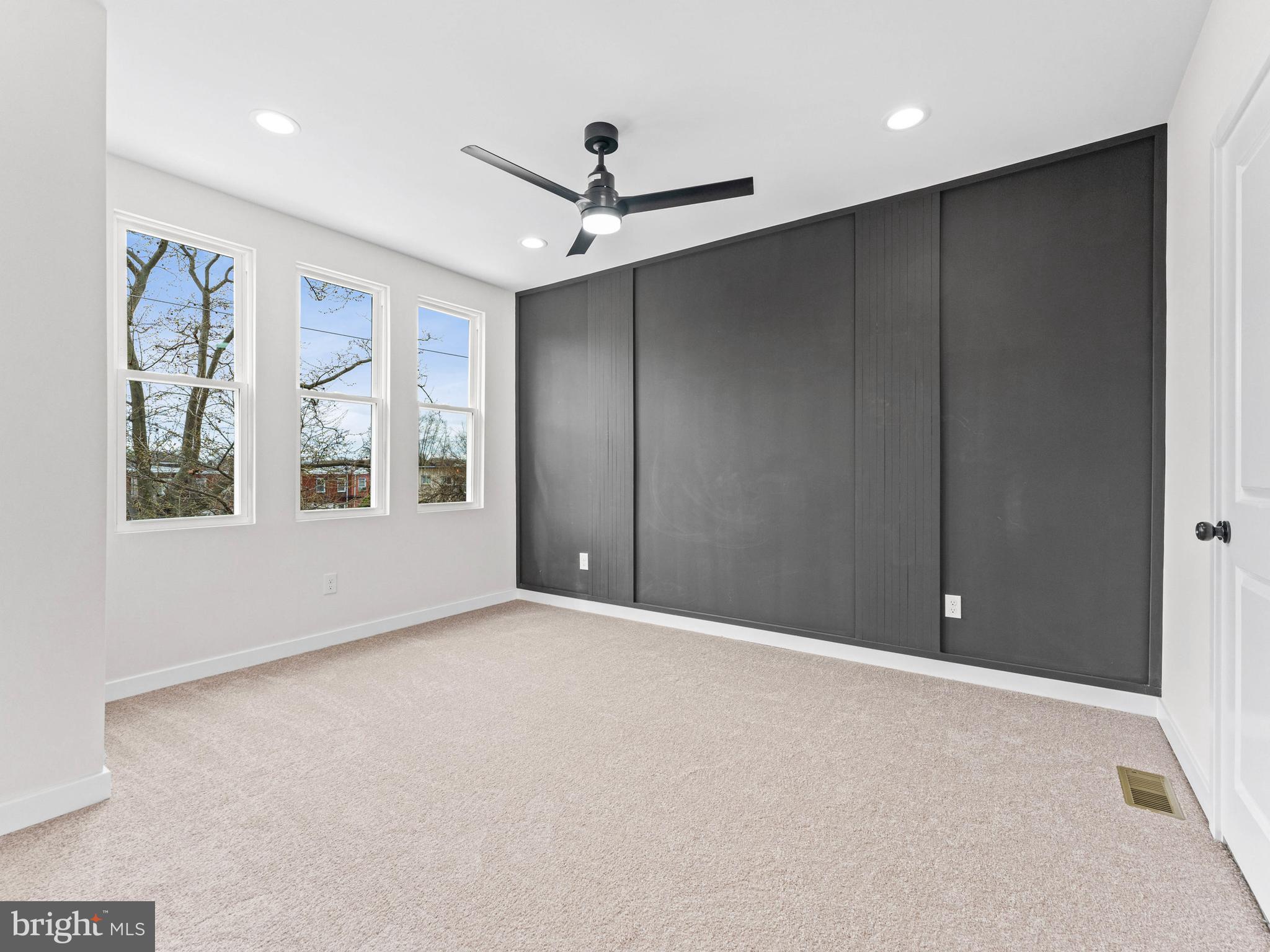 WEST OAK LANE - Residential