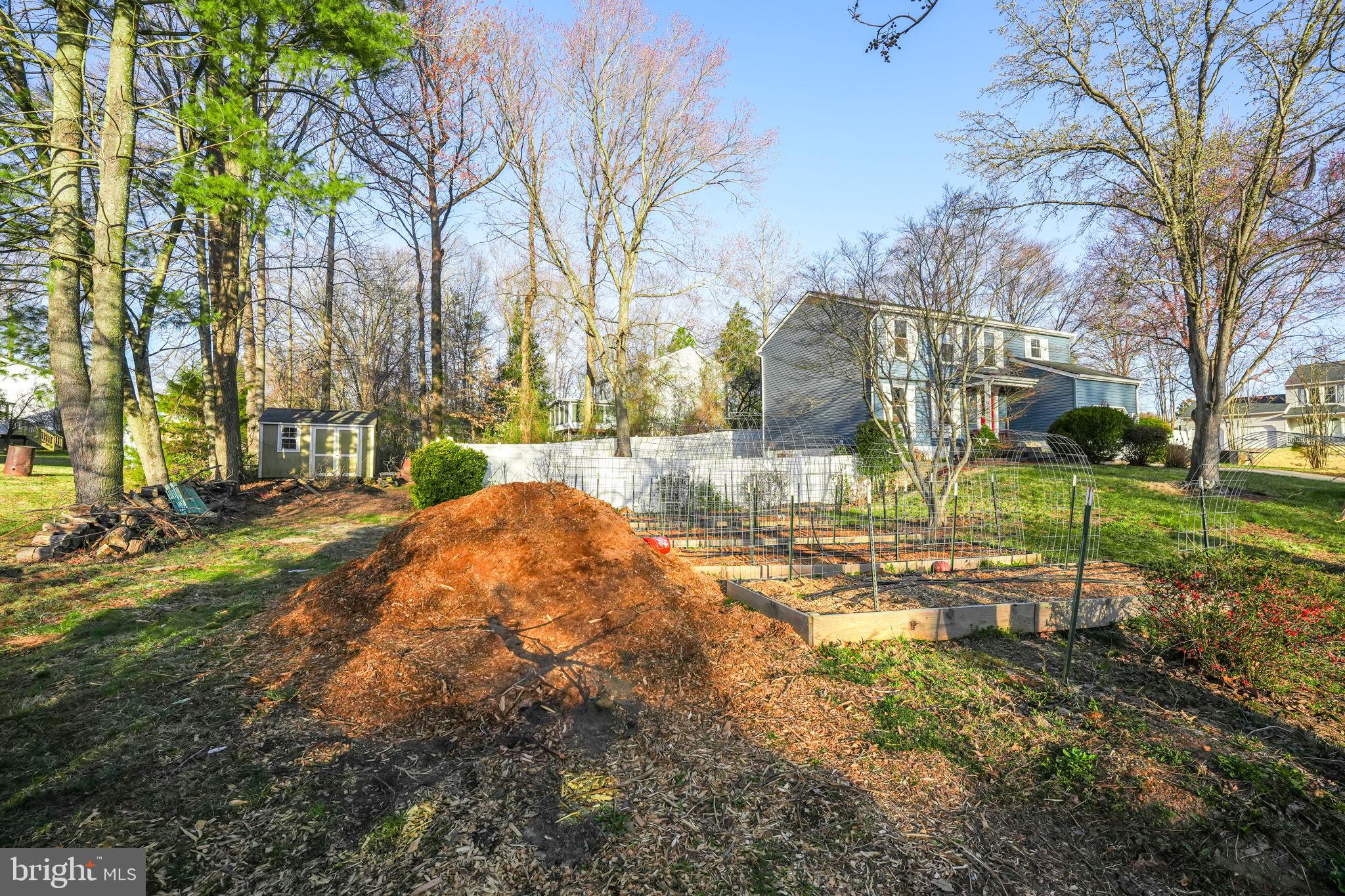 VISTA WOODS - Residential