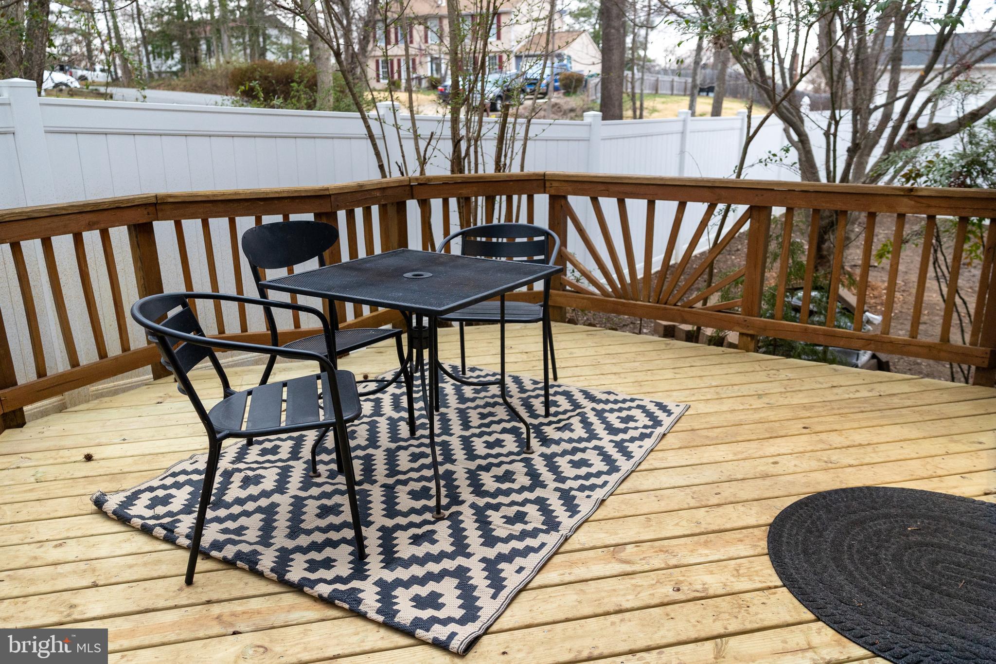 VISTA WOODS - Residential