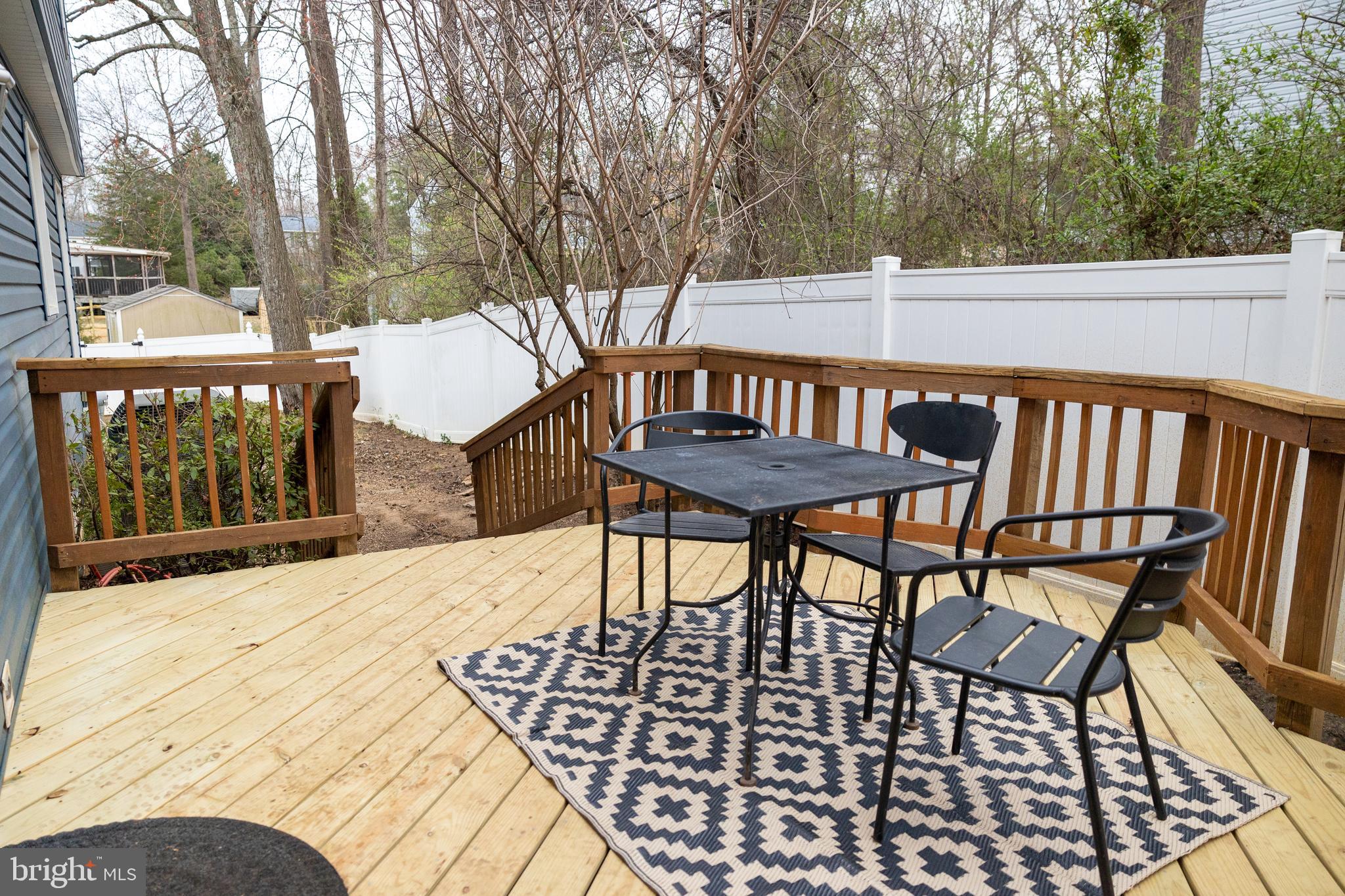 VISTA WOODS - Residential