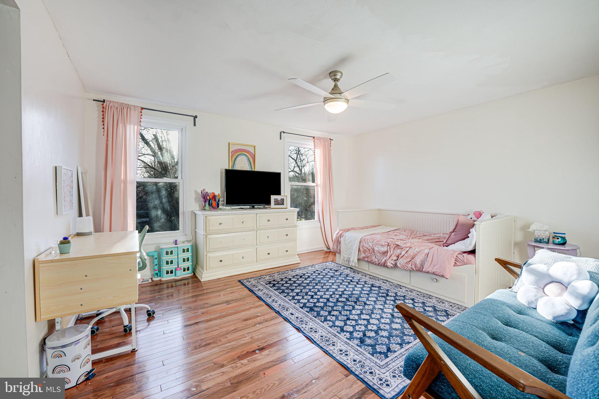 VISTA WOODS - Residential