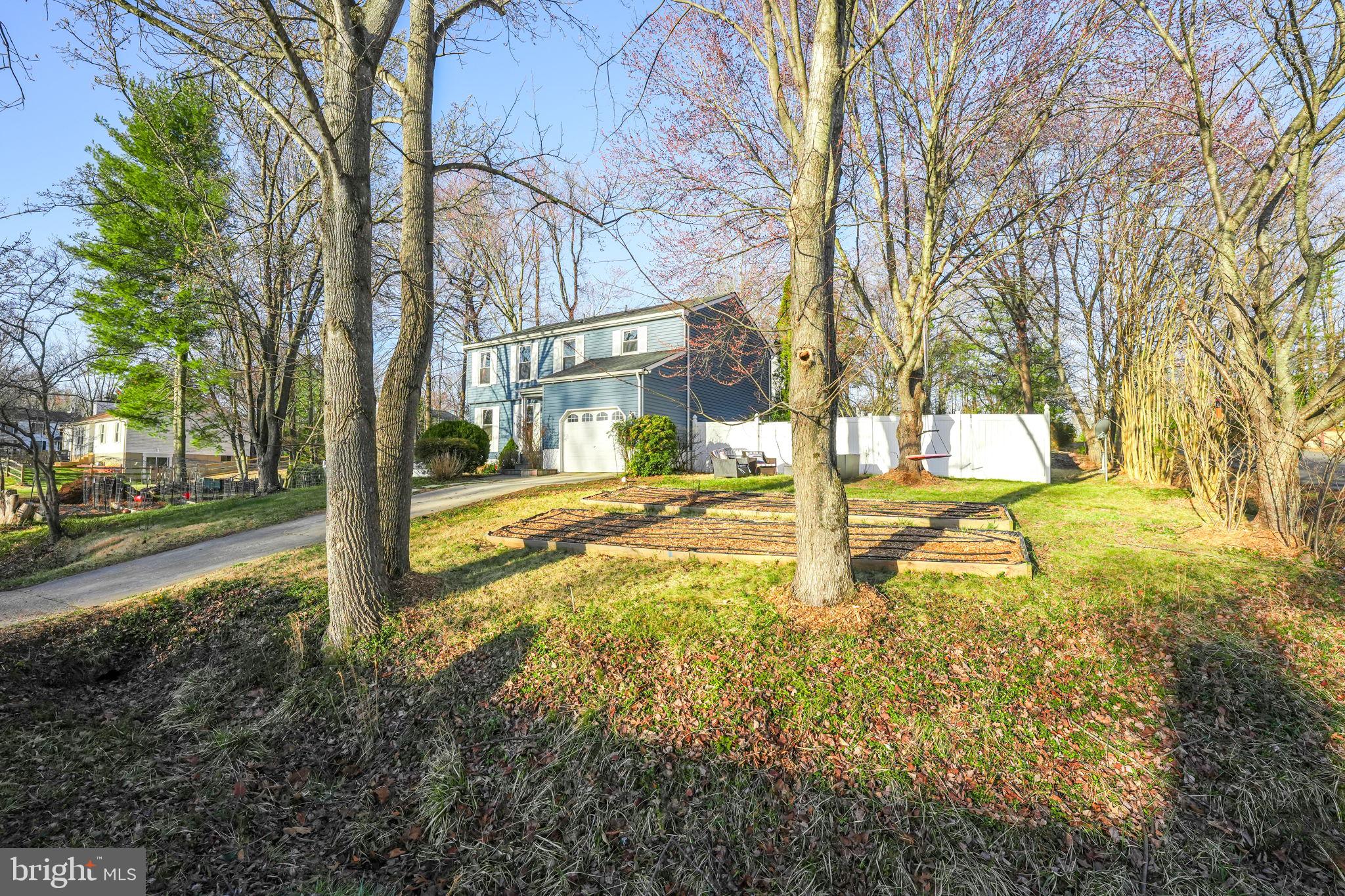 VISTA WOODS - Residential