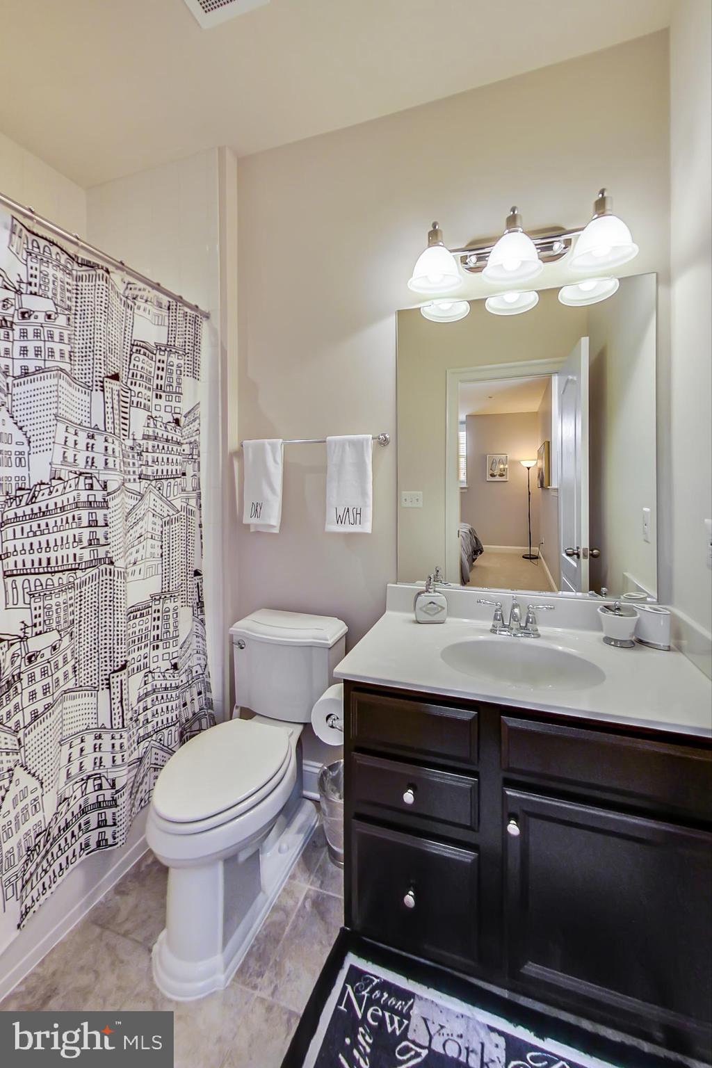 POTOMAC OVERLOOK - Residential