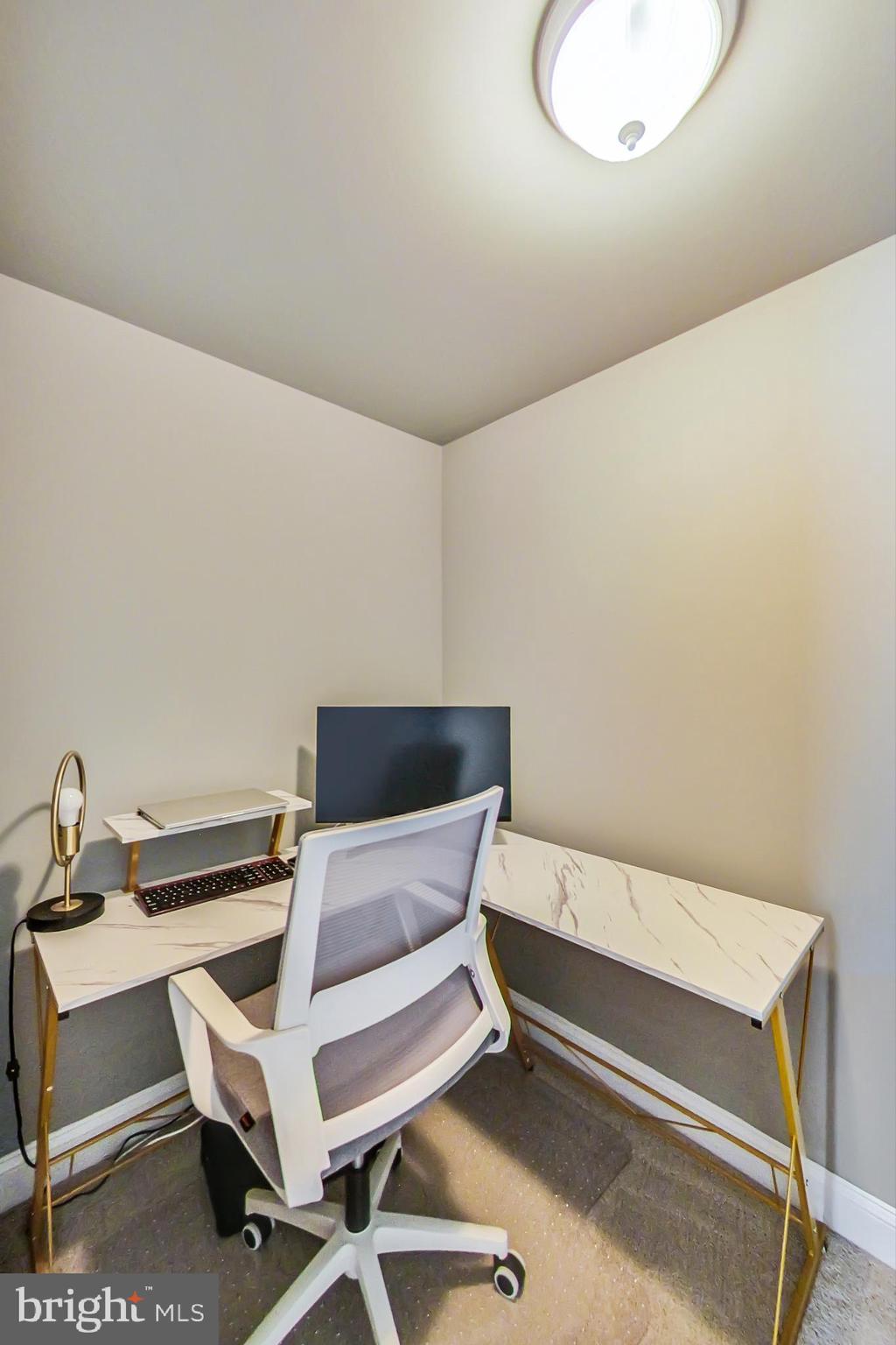 POTOMAC OVERLOOK - Residential