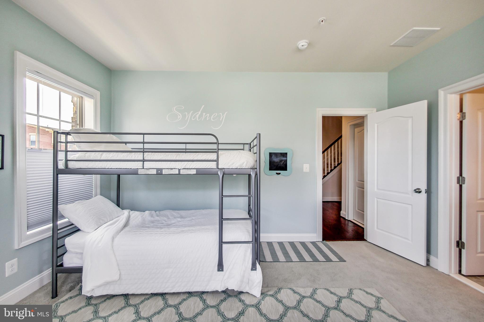 POTOMAC OVERLOOK - Residential