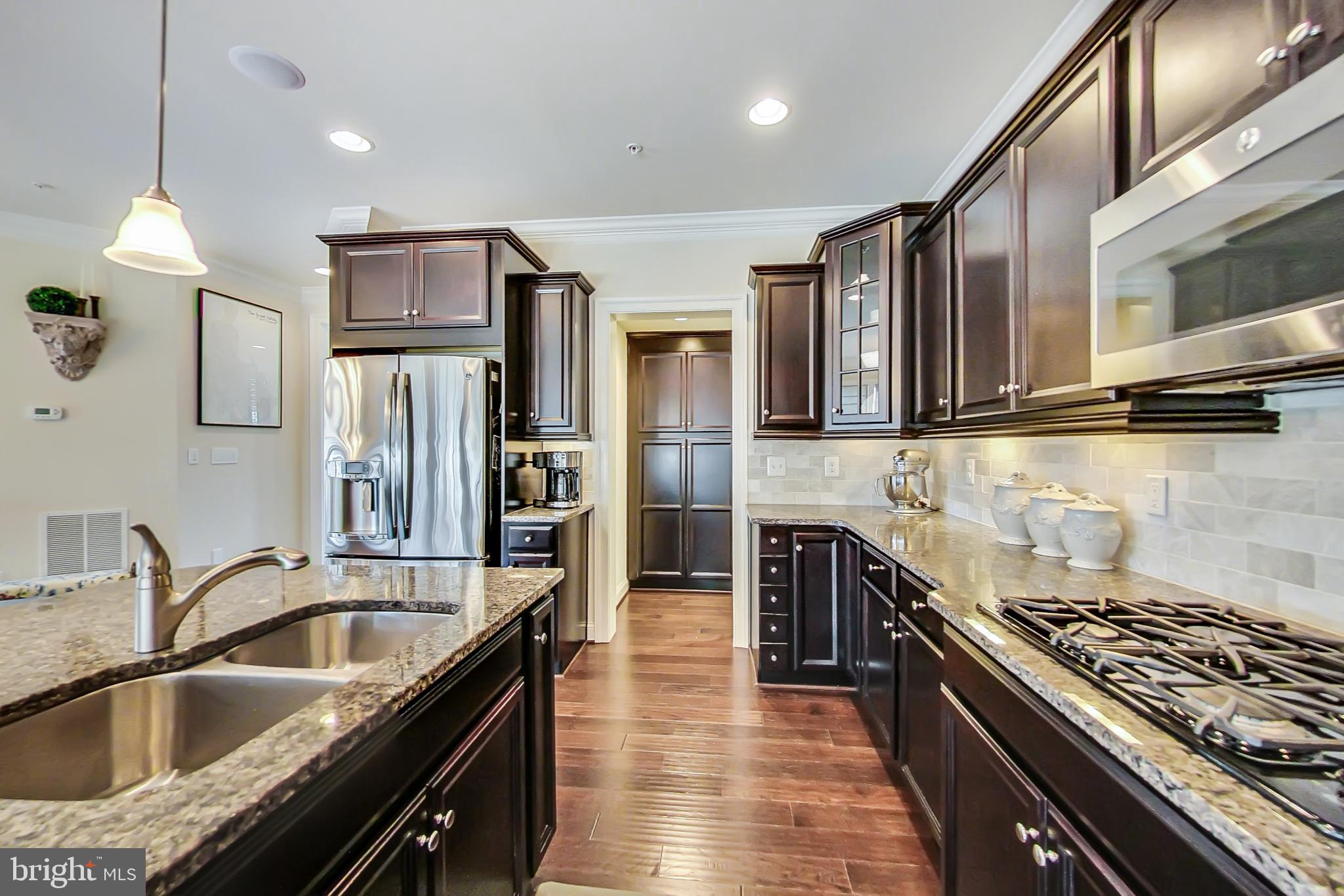 POTOMAC OVERLOOK - Residential