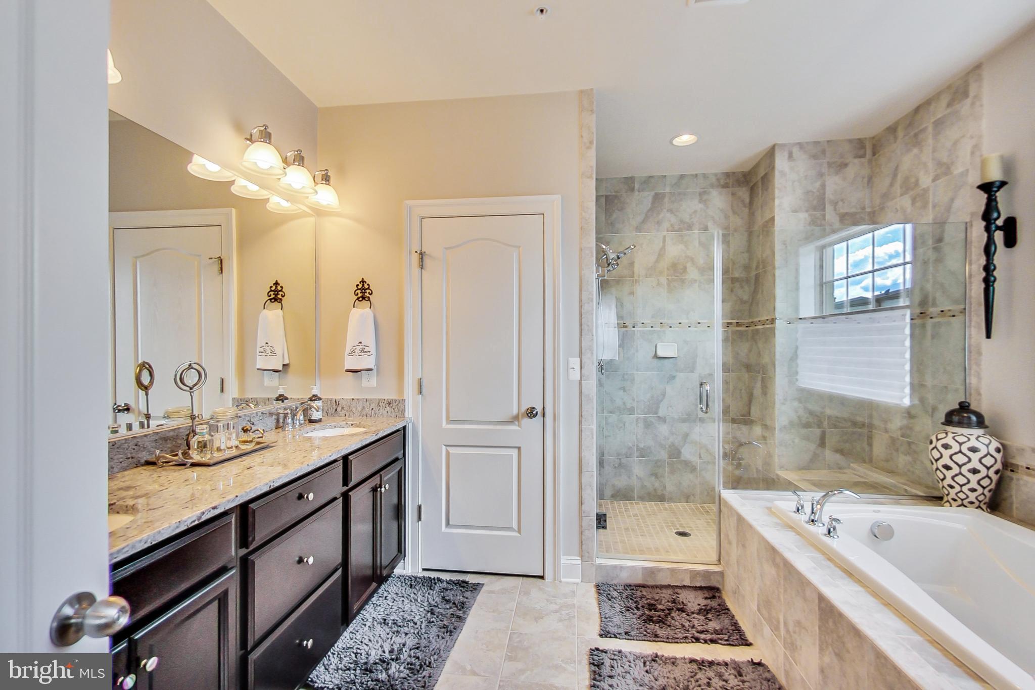 POTOMAC OVERLOOK - Residential