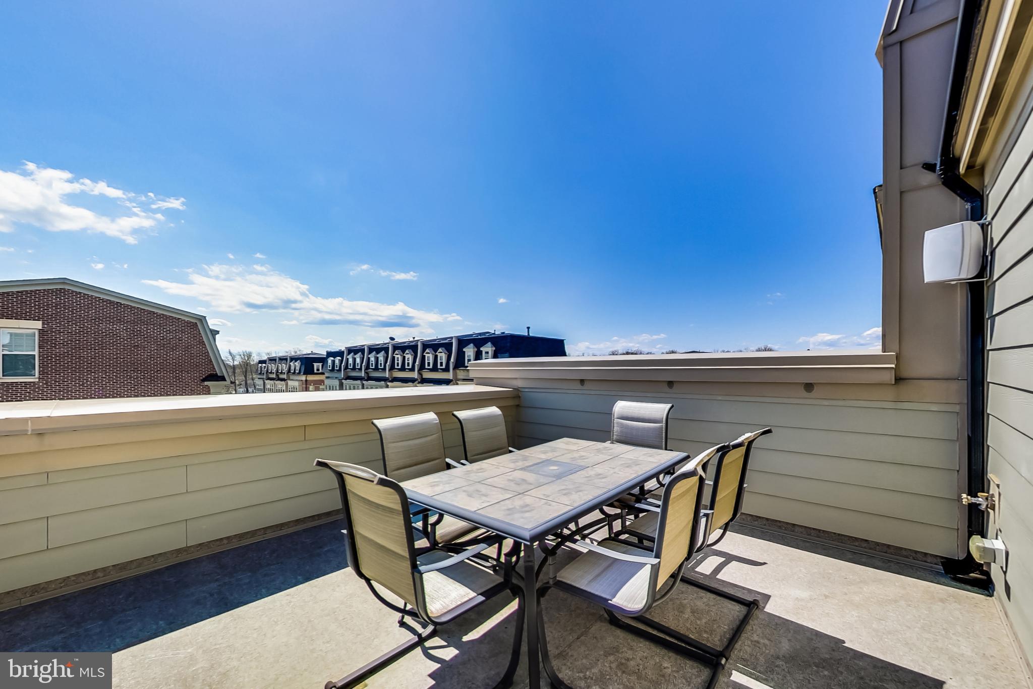 POTOMAC OVERLOOK - Residential