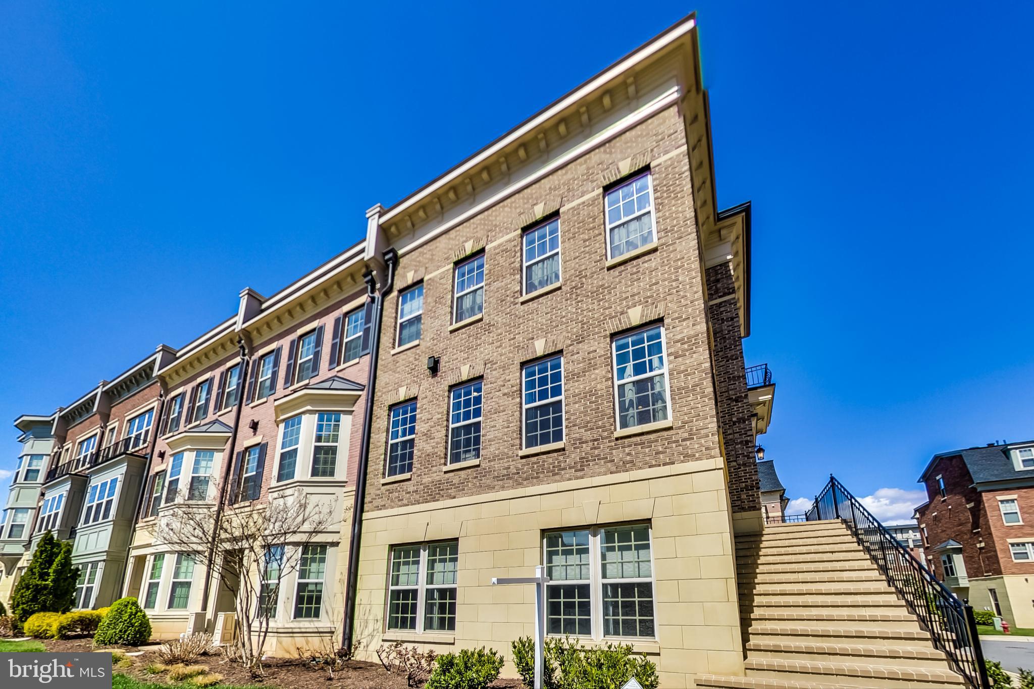 POTOMAC OVERLOOK - Residential