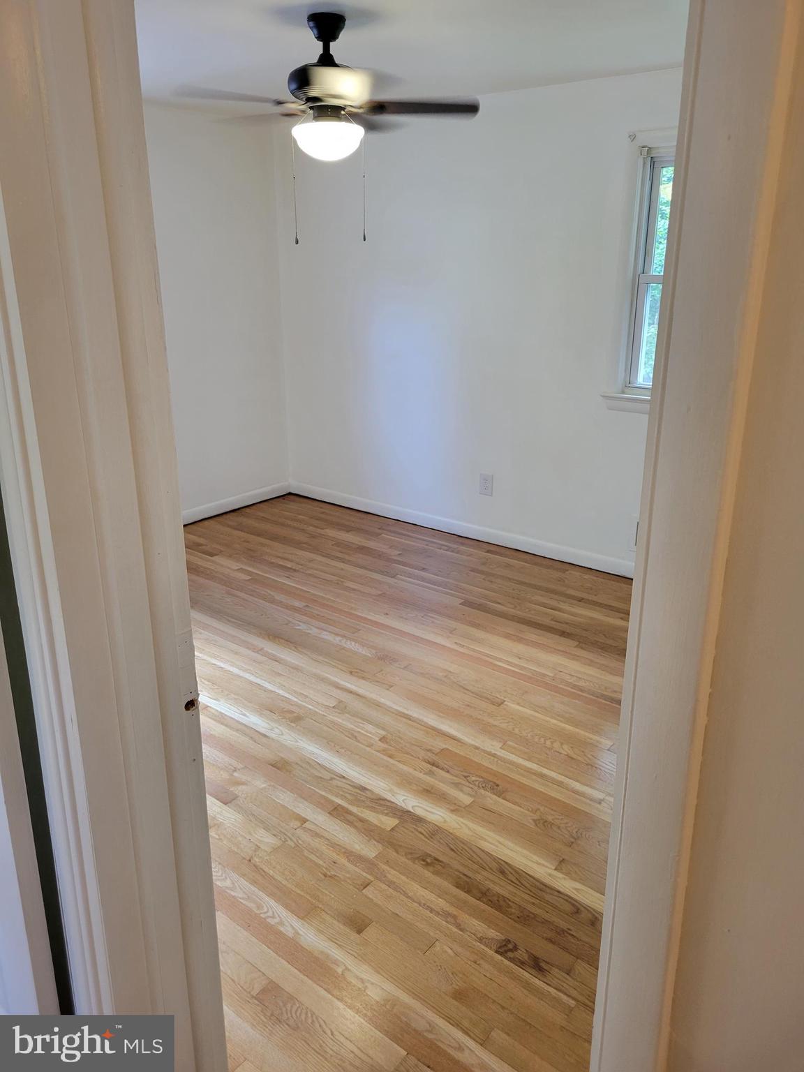 CHRIS MAR MANOR - Residential