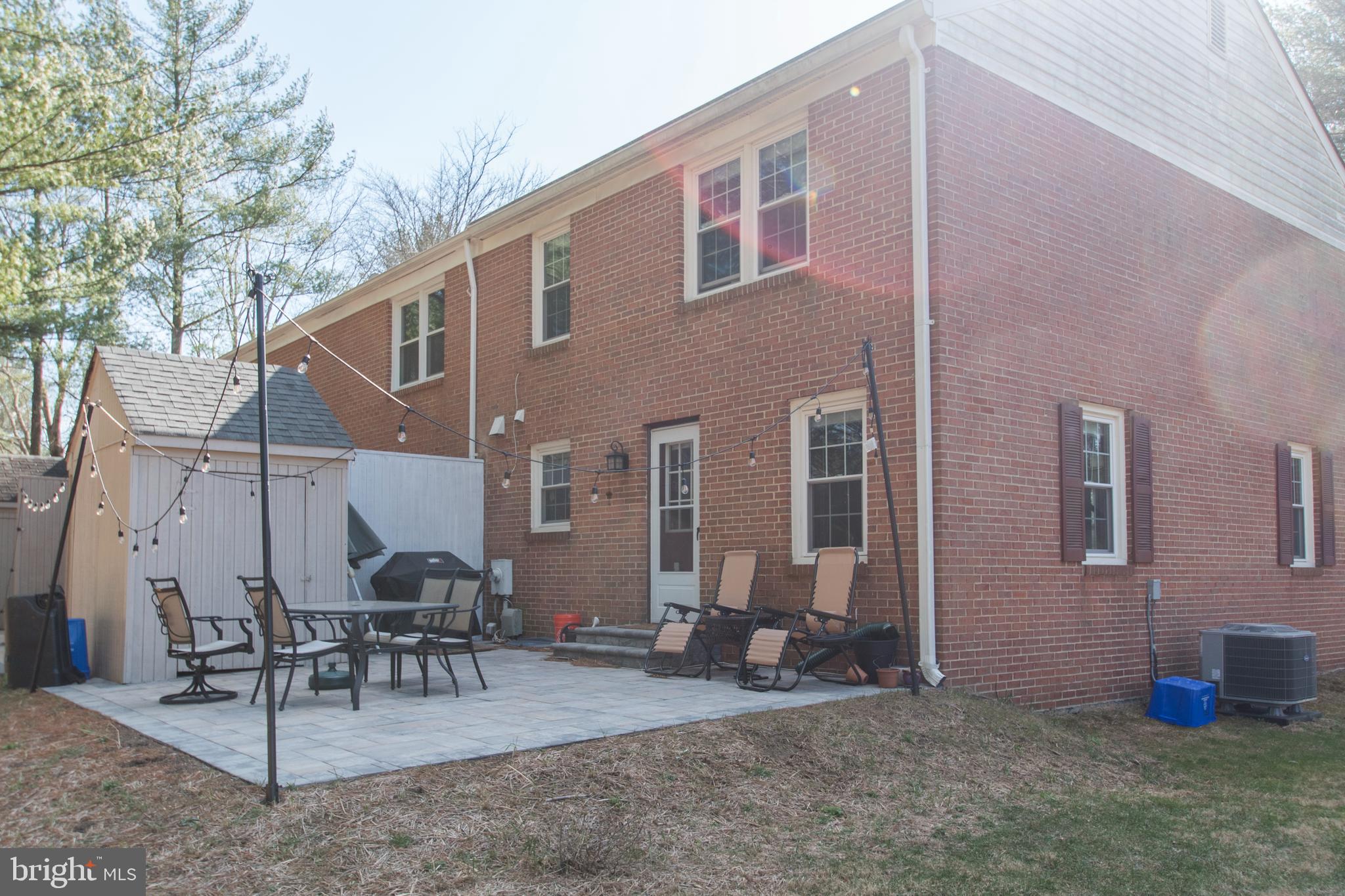 FALLSREACH - Residential Lease