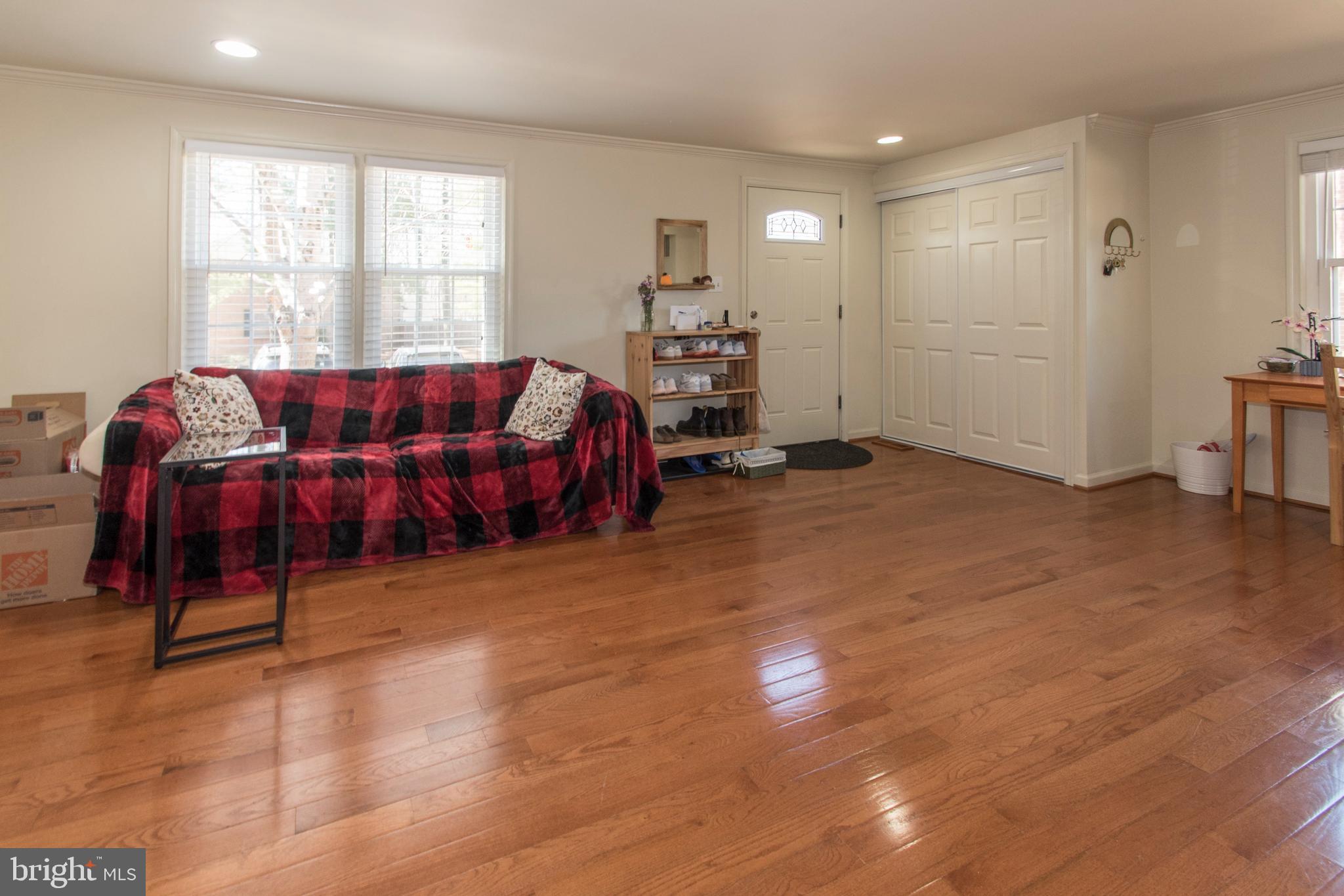 FALLSREACH - Residential Lease