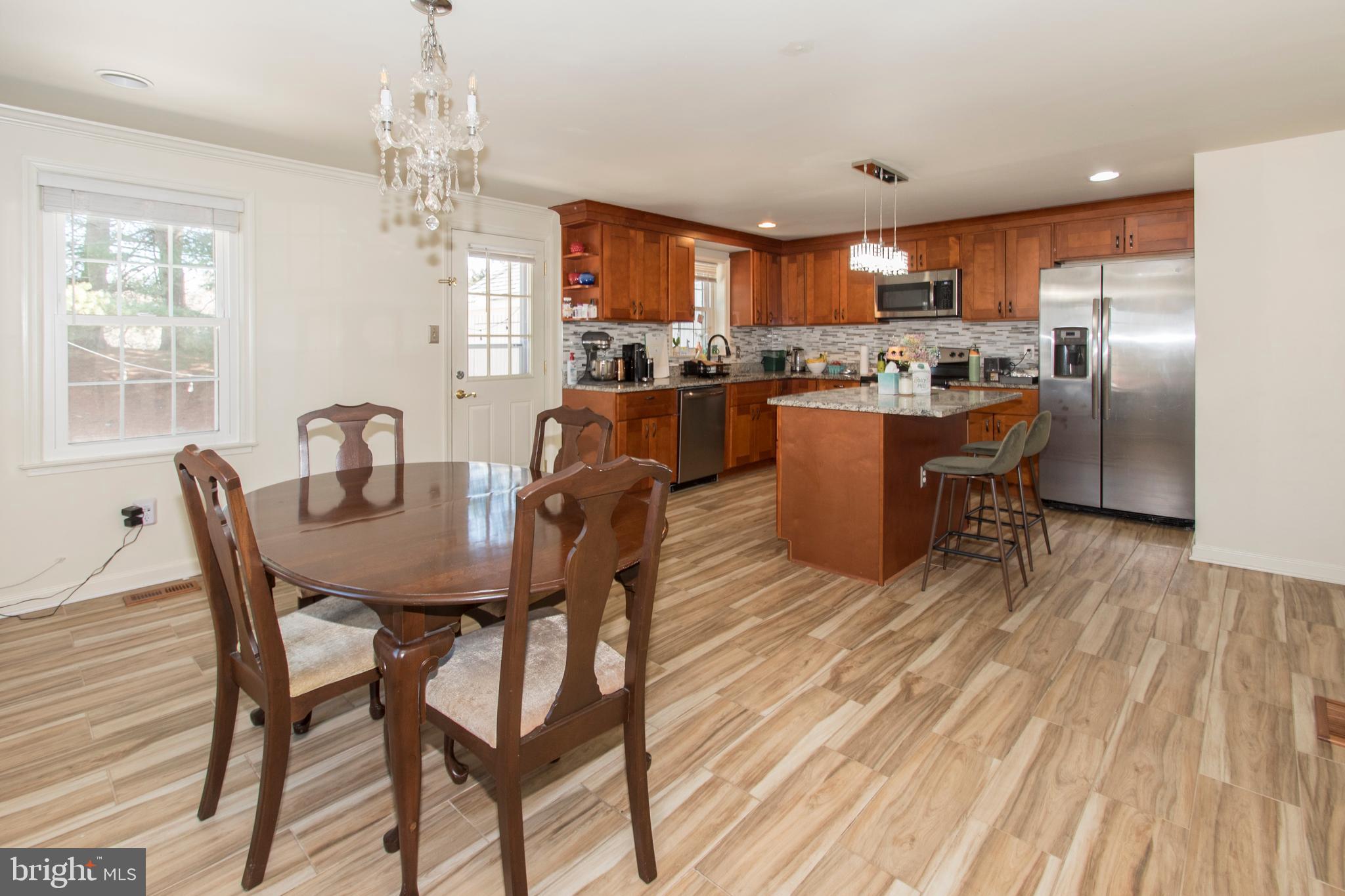 FALLSREACH - Residential Lease