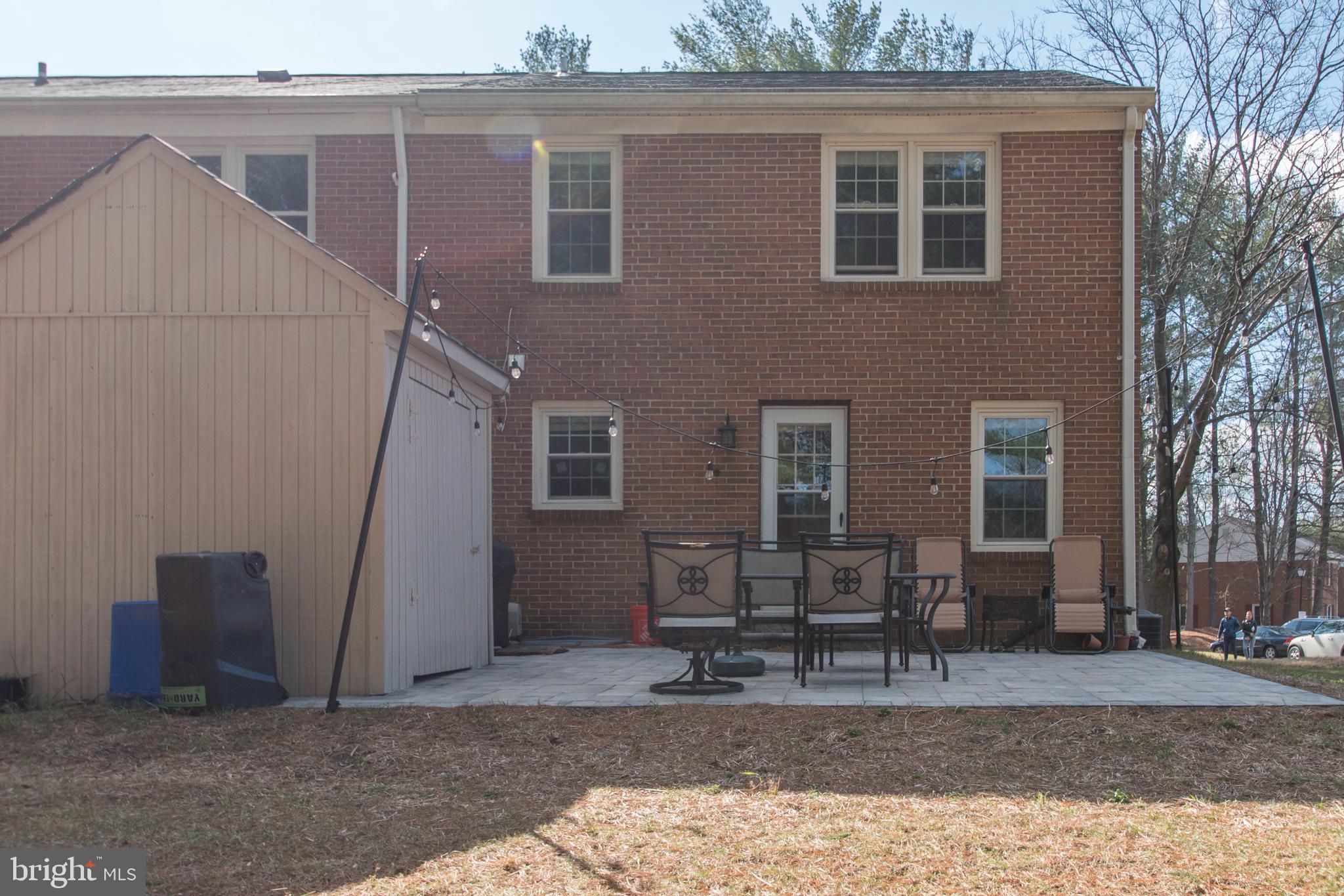 FALLSREACH - Residential Lease