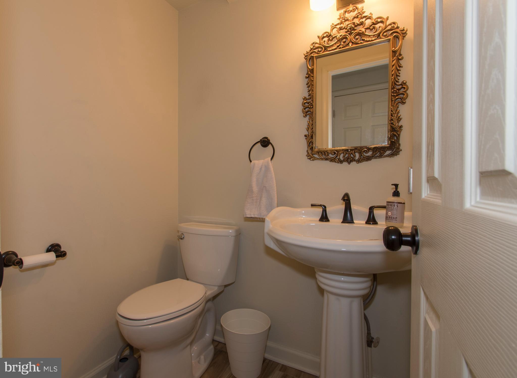 FALLSREACH - Residential Lease