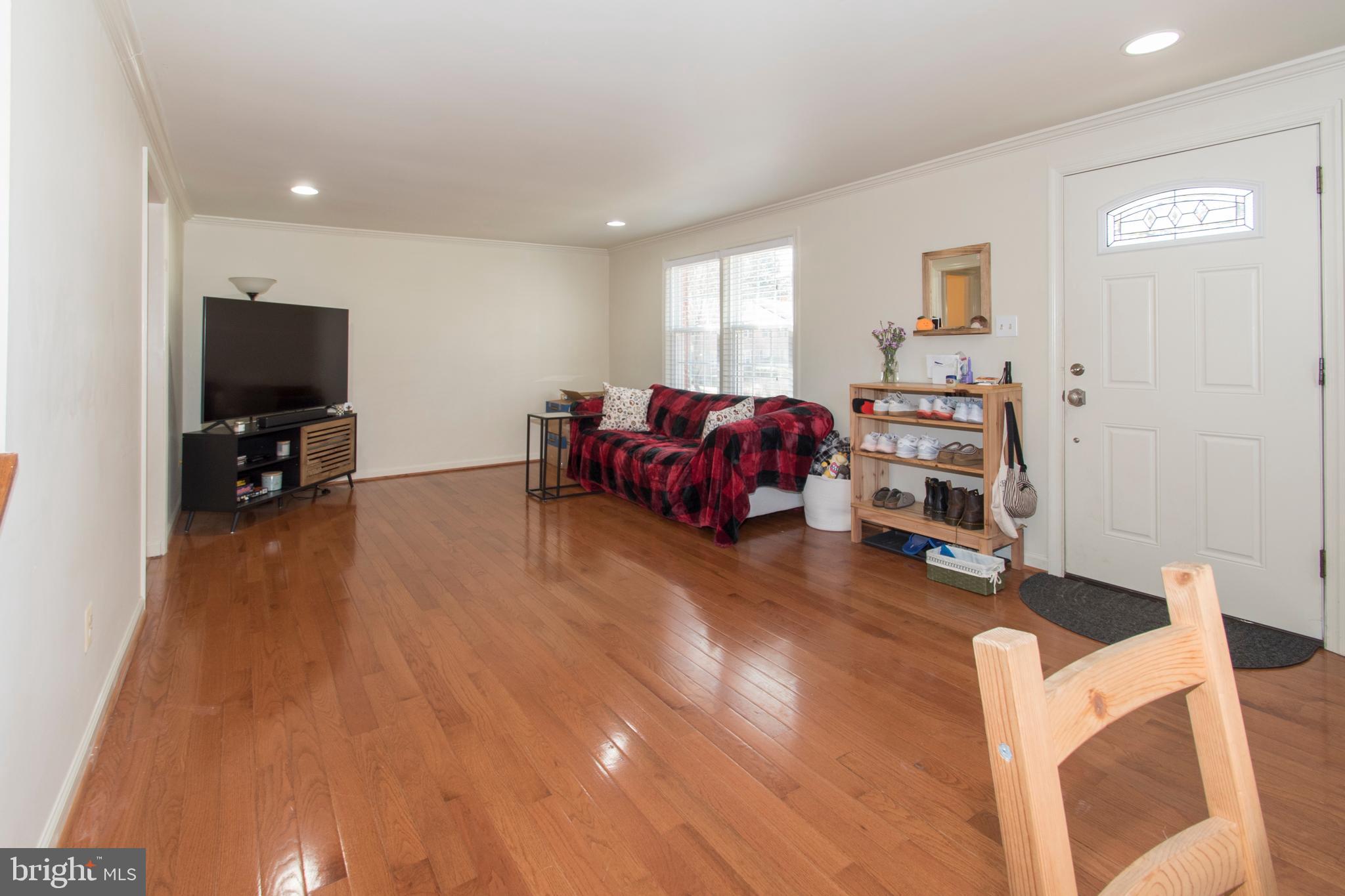 FALLSREACH - Residential Lease