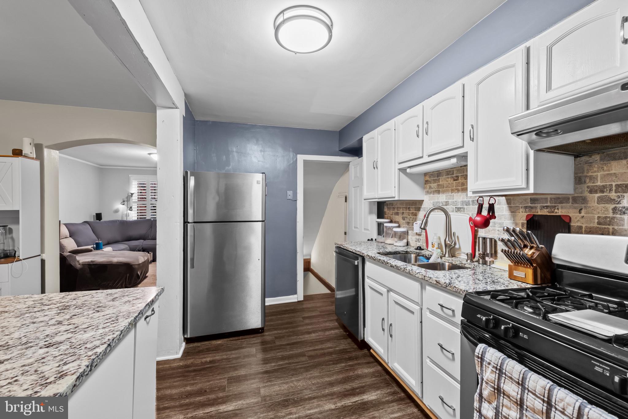 EASTWOOD - Residential