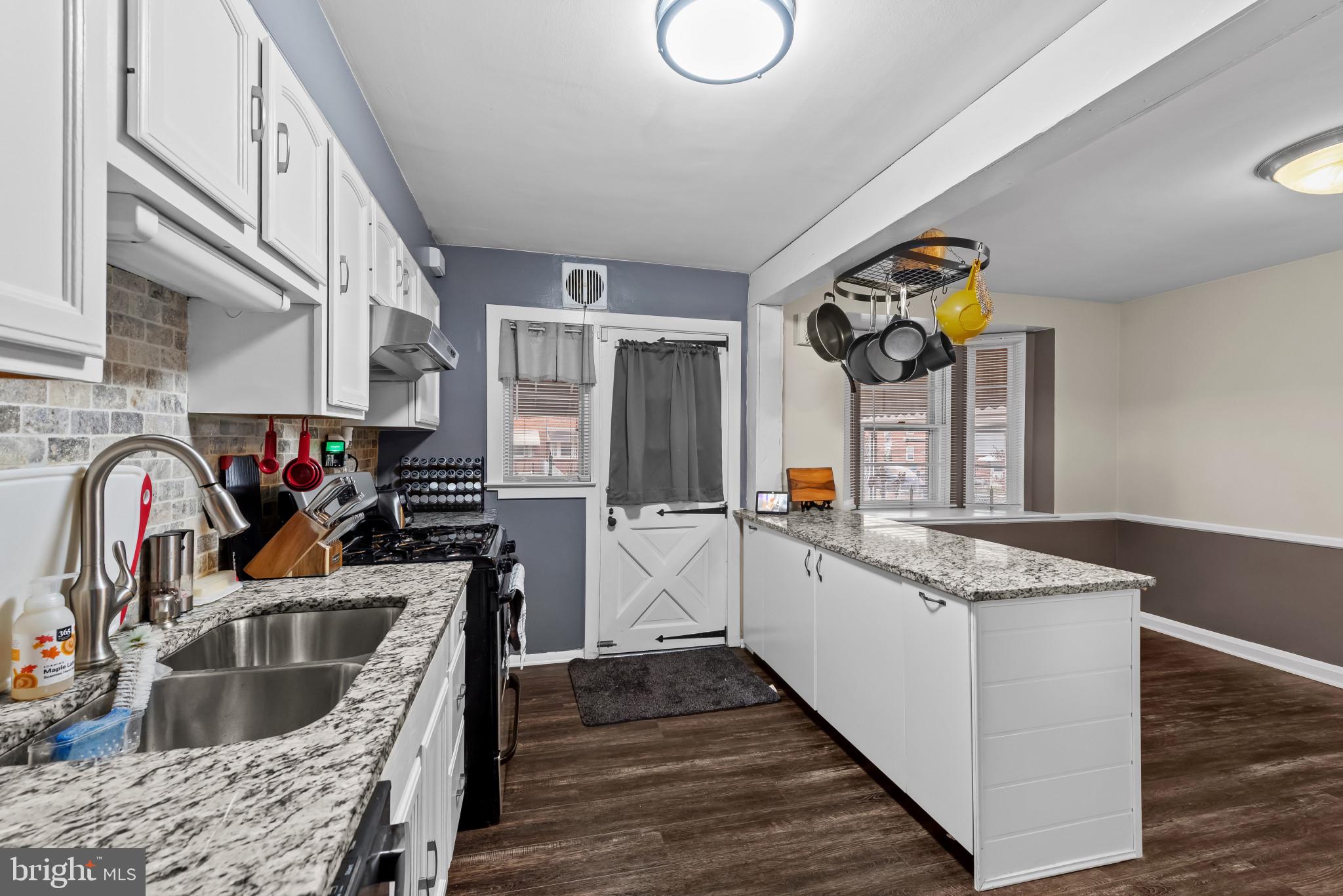 EASTWOOD - Residential