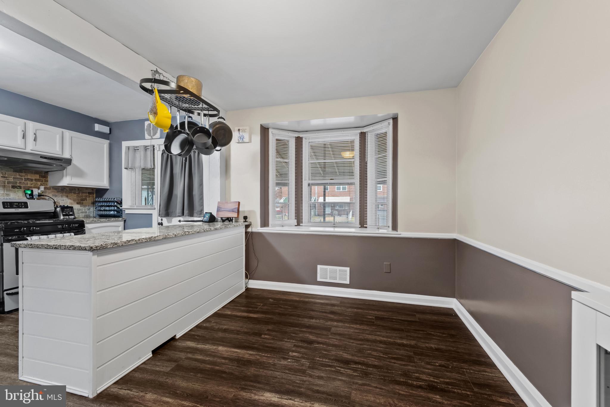 EASTWOOD - Residential