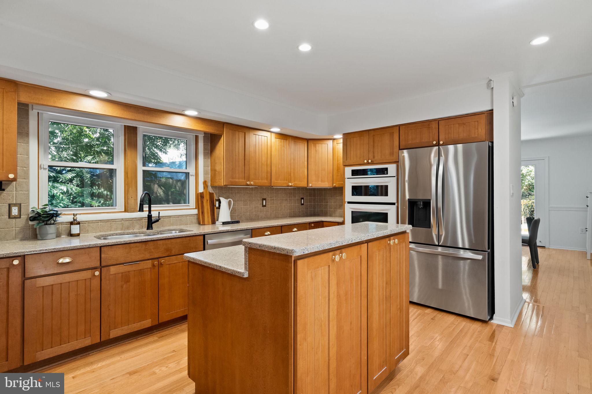 3525 W SCHOOL HOUSE LANE