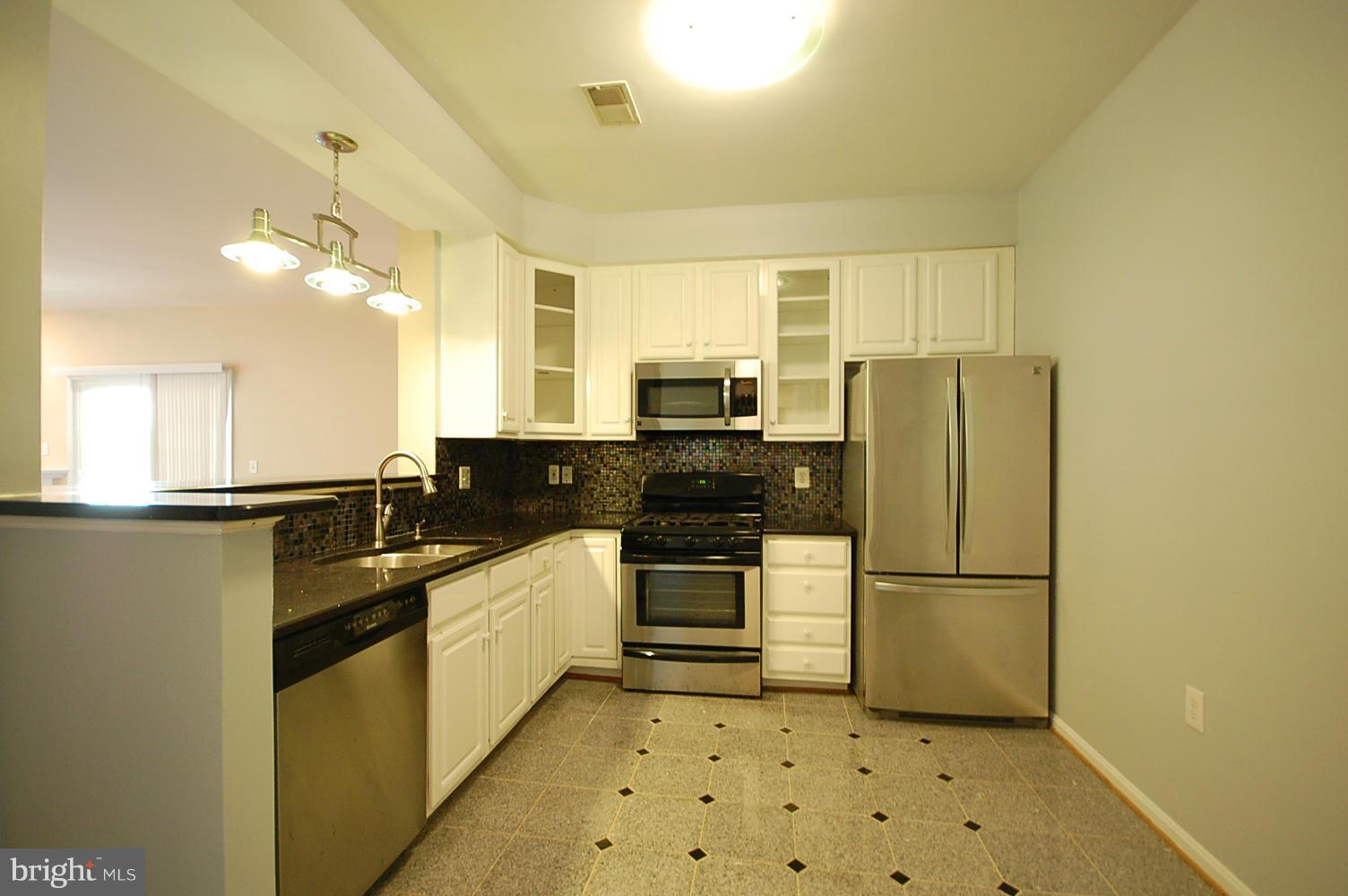 CARDINAL PLACE - Residential