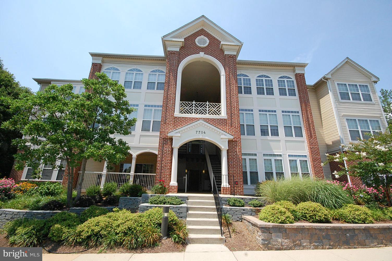 CARDINAL PLACE - Residential