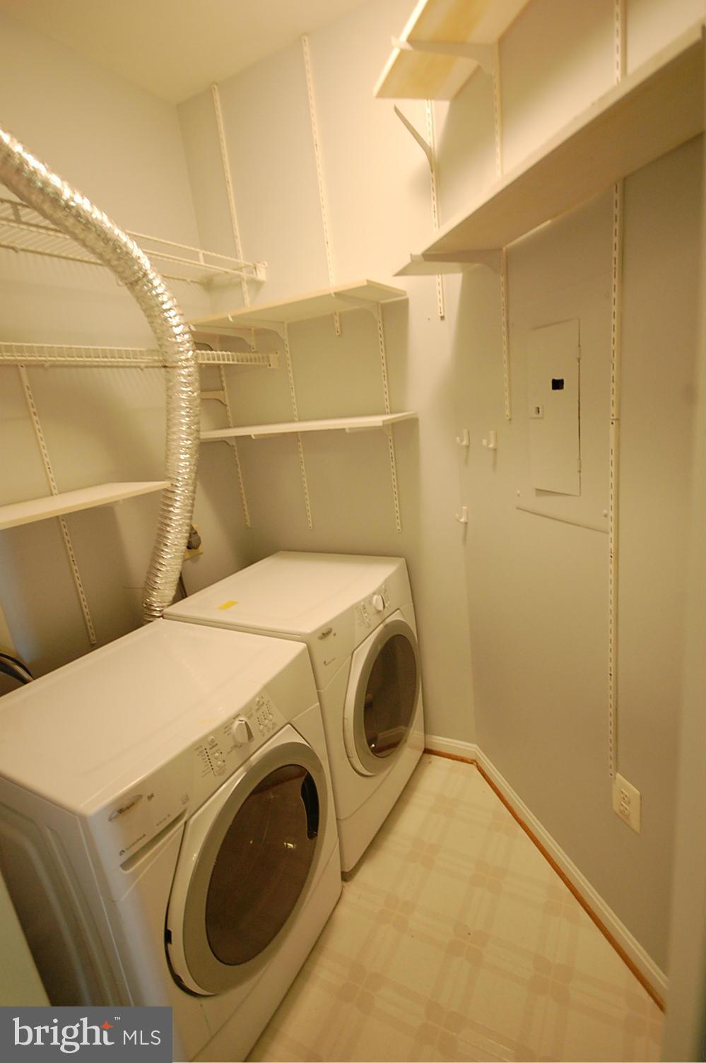 CARDINAL PLACE - Residential