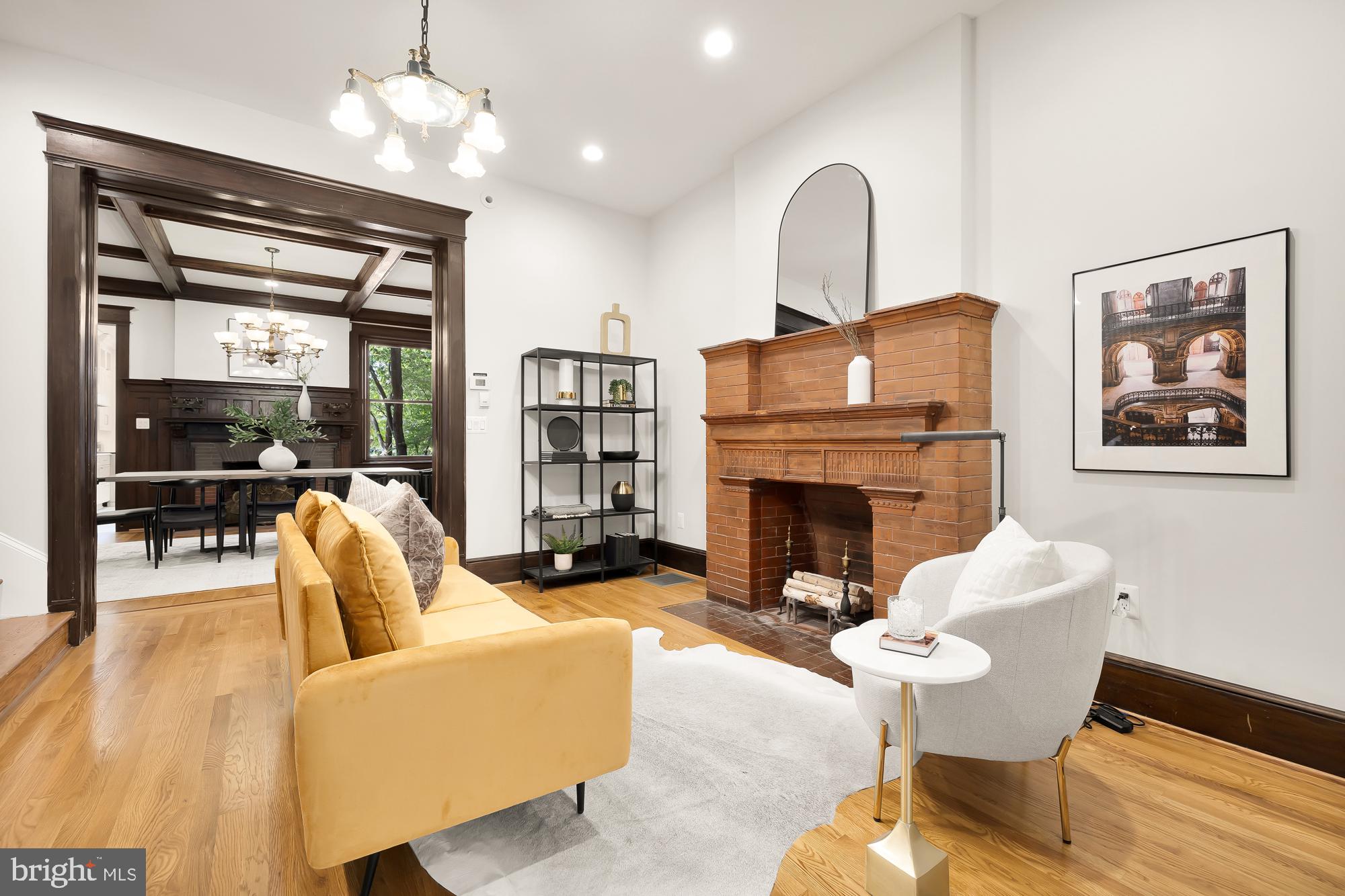 MOUNT PLEASANT - Residential
