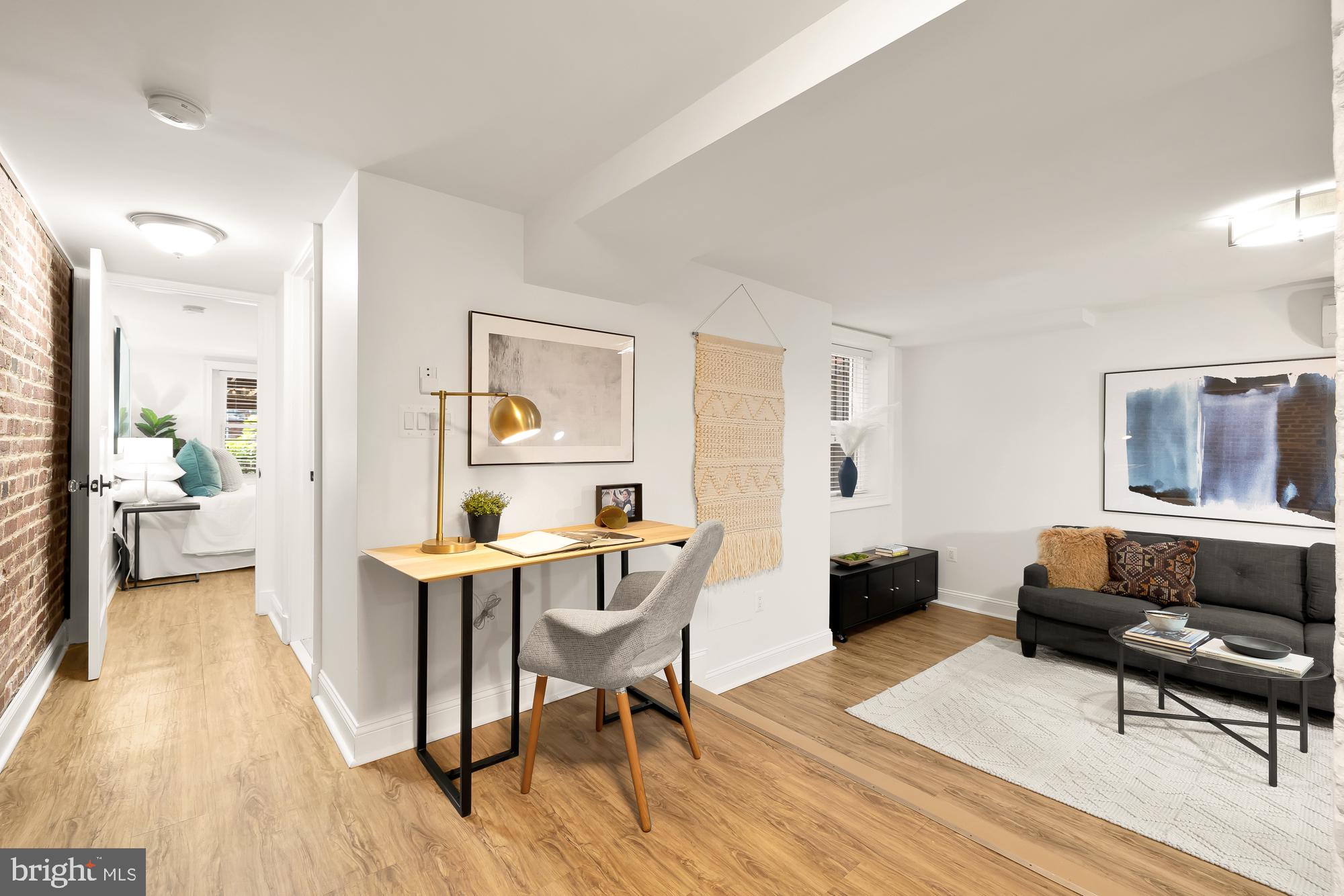 MOUNT PLEASANT - Residential