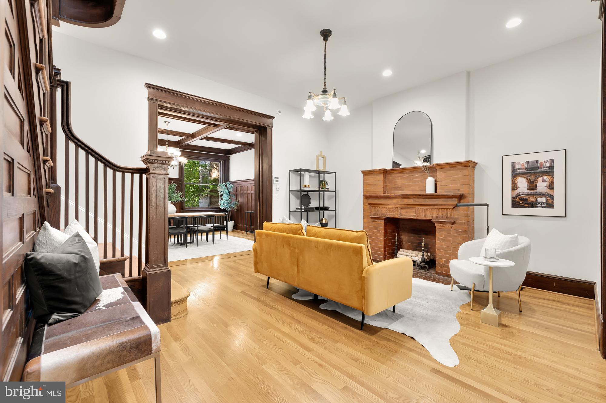 MOUNT PLEASANT - Residential